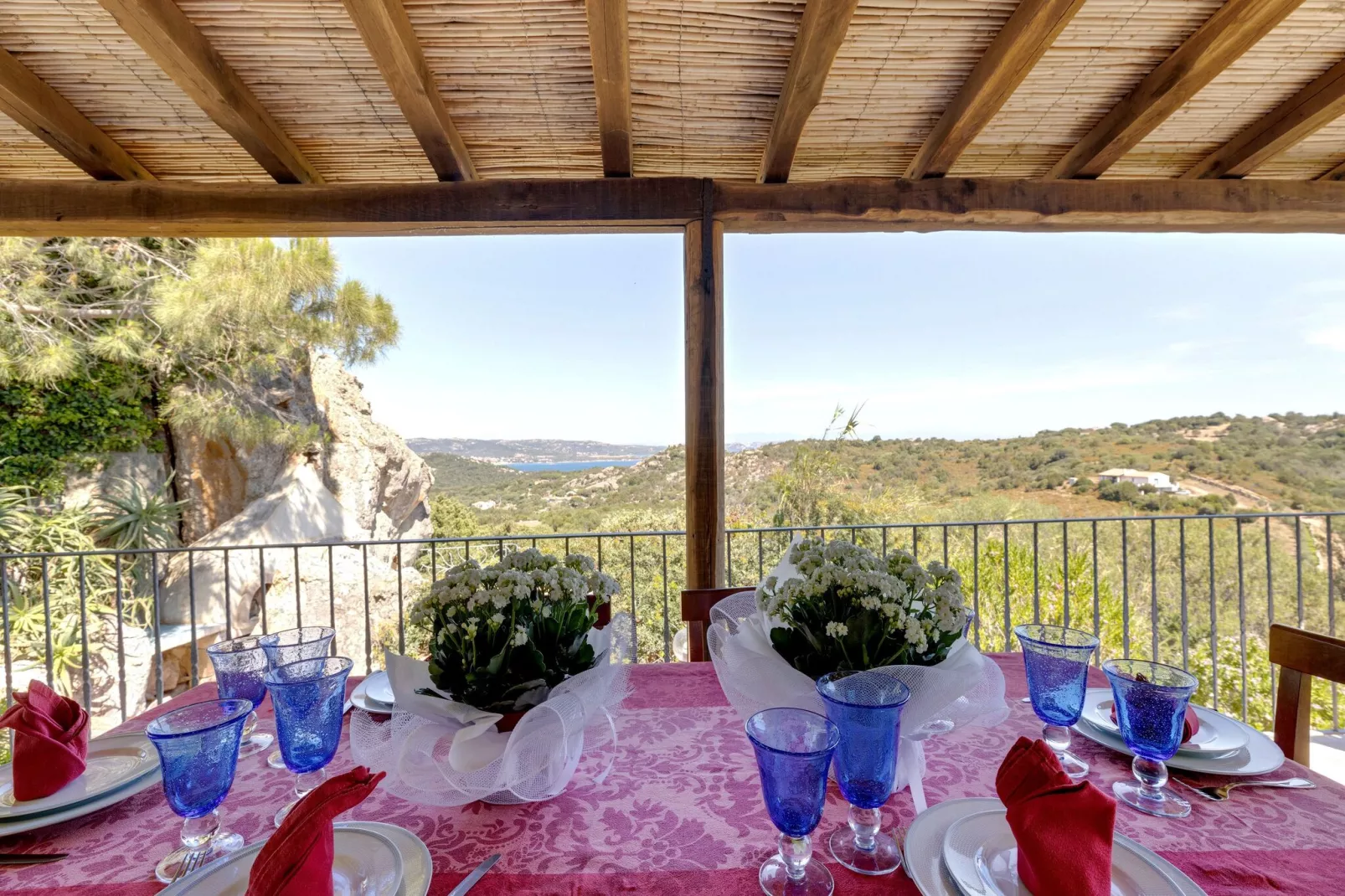 LA LICCIOLA-View summer