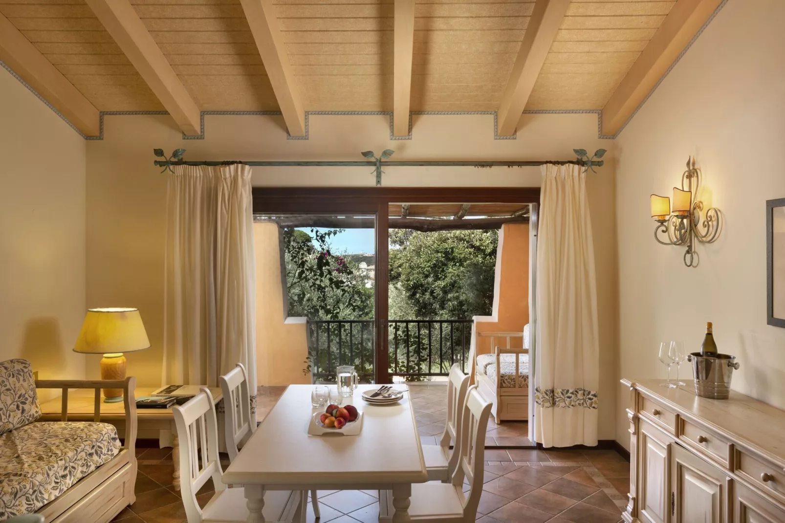 Il Giardino degli Oleandri Porto Cervo Bilo 4-Dining room