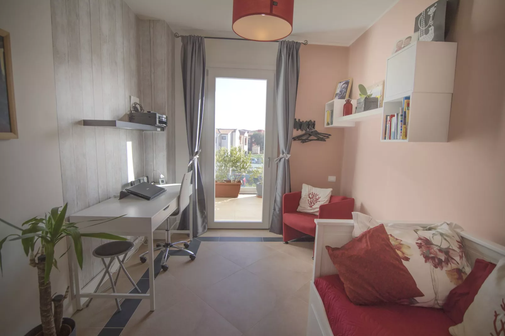On the Waterfront-Bedroom