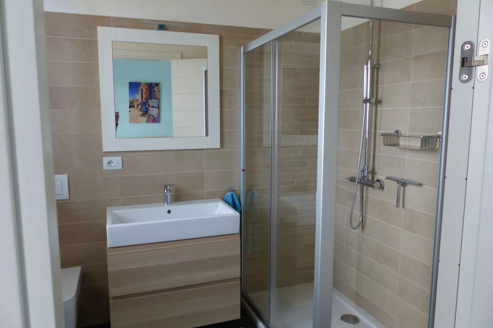 On the Waterfront-Bathroom