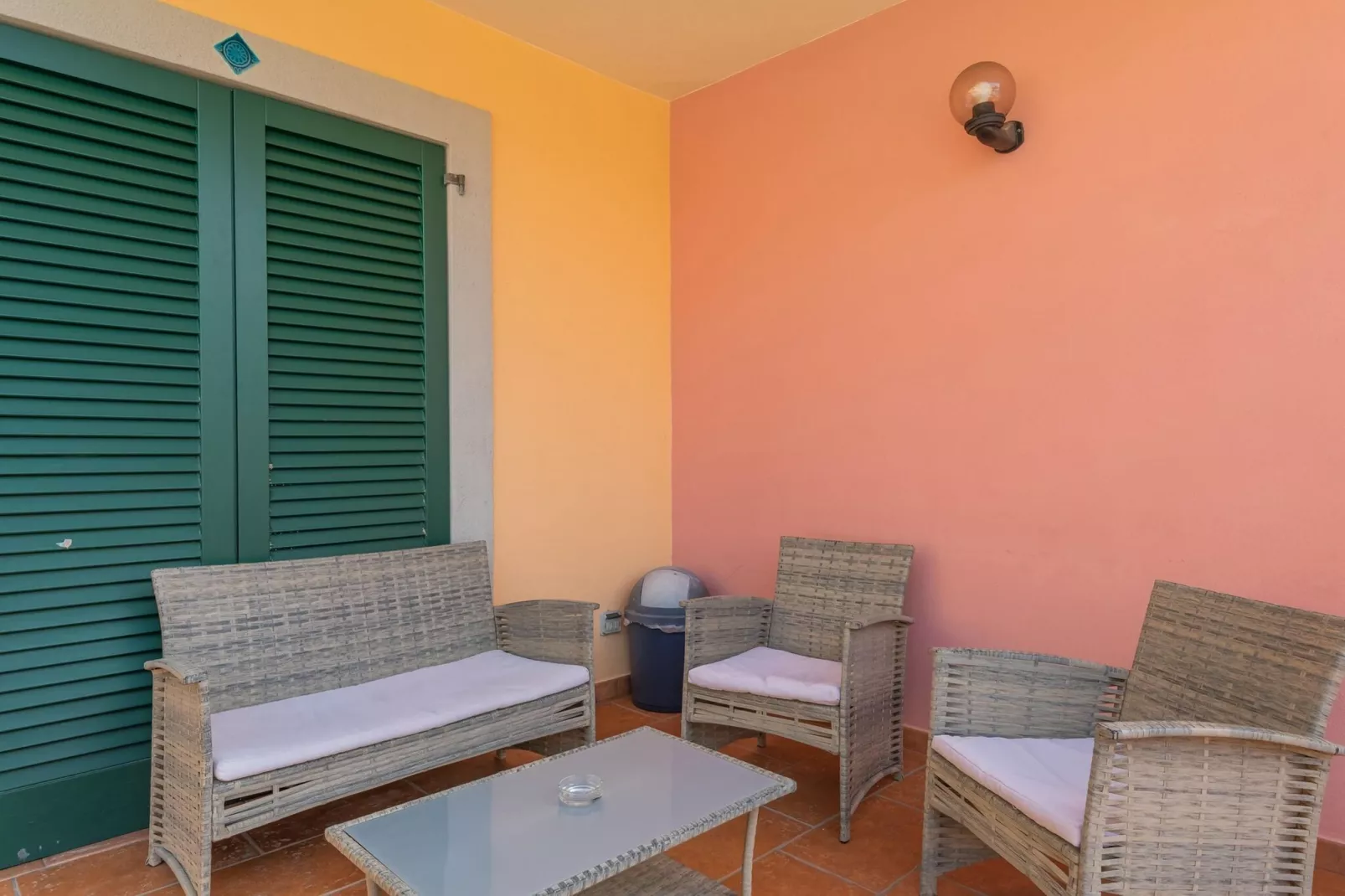 Mirti Bianchi Bilo-Terrace balcony