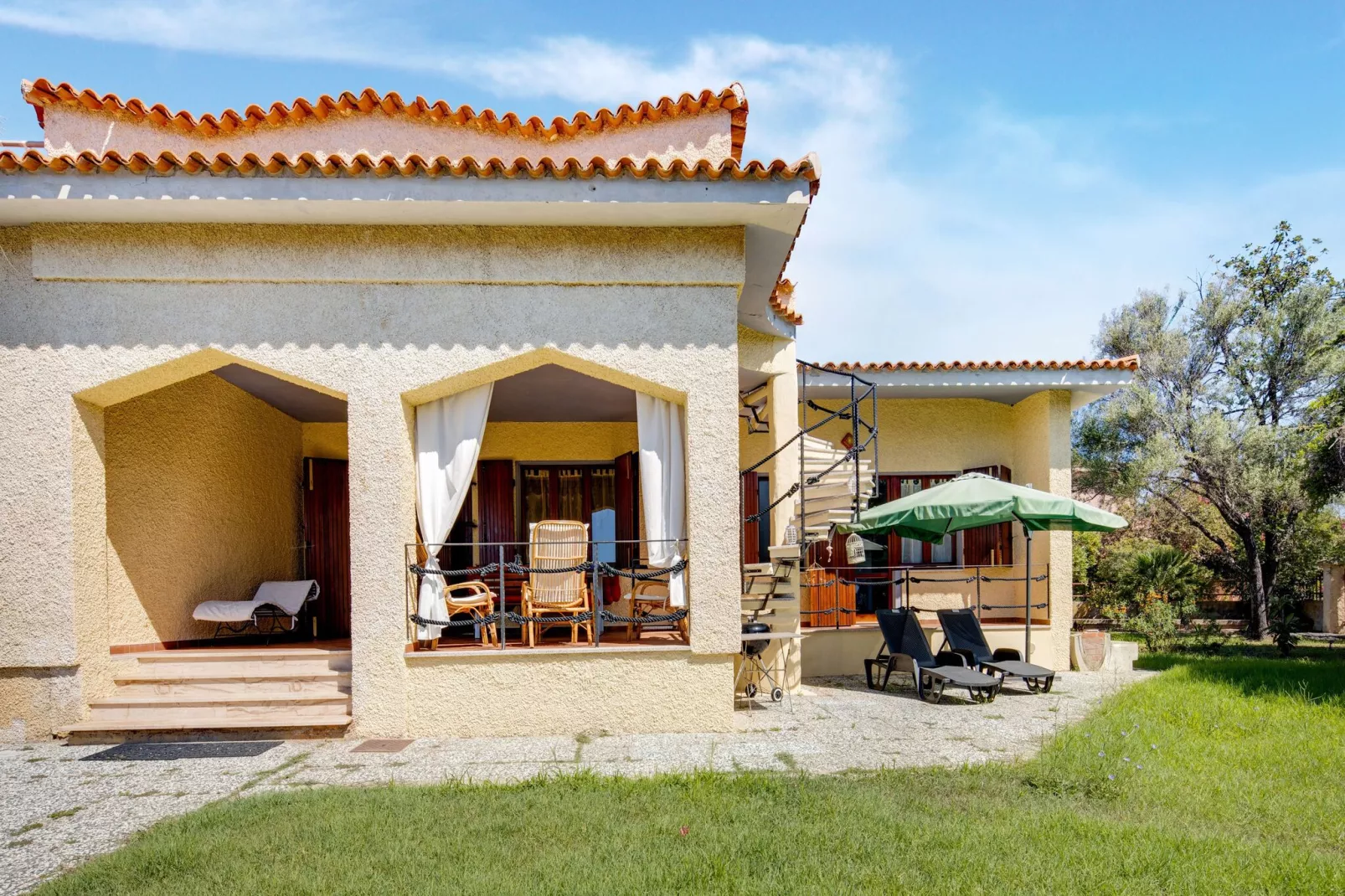PALMA'S VILLA-Exterior summer