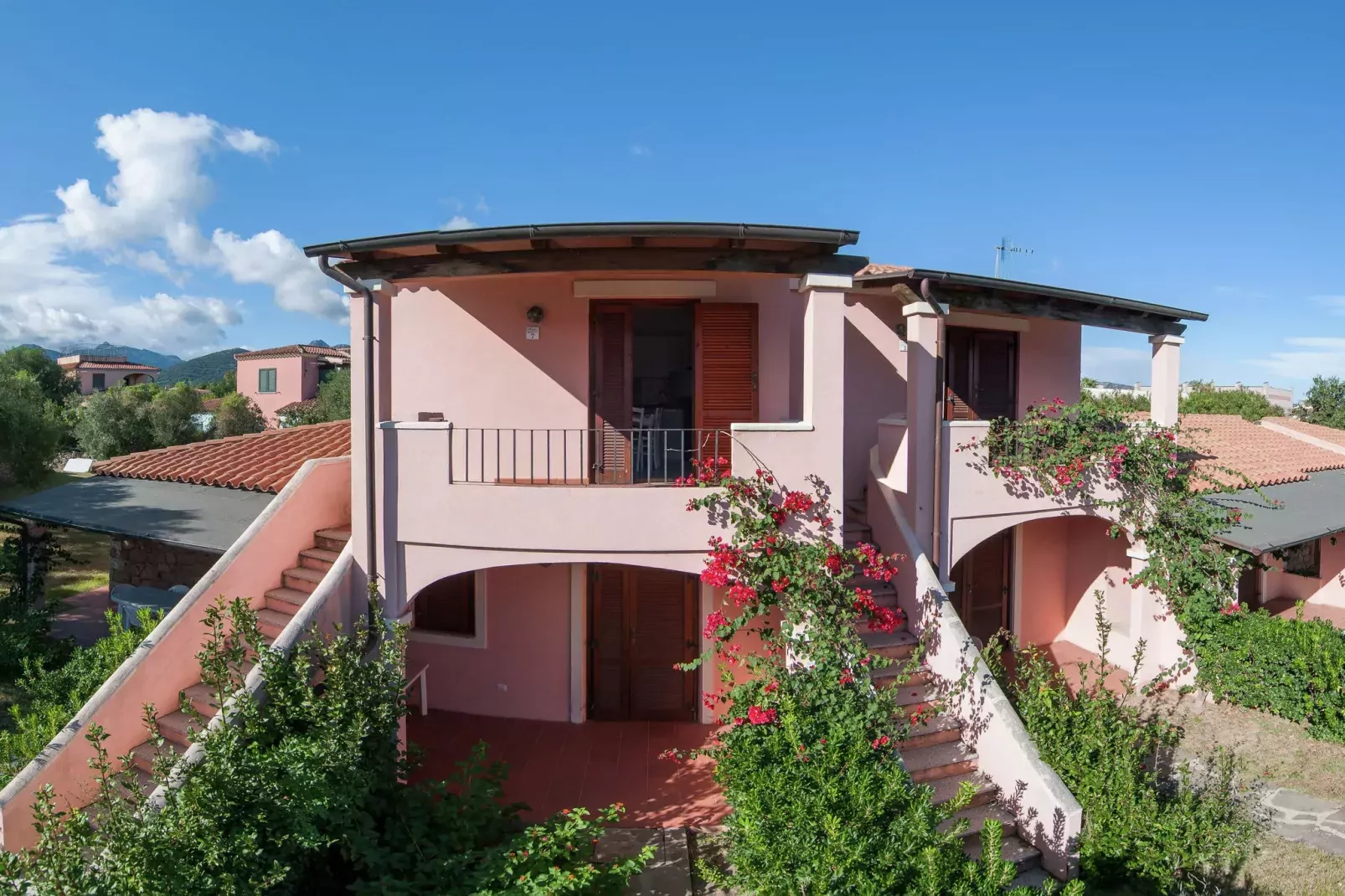 Gallura Trilo-Exterior summer
