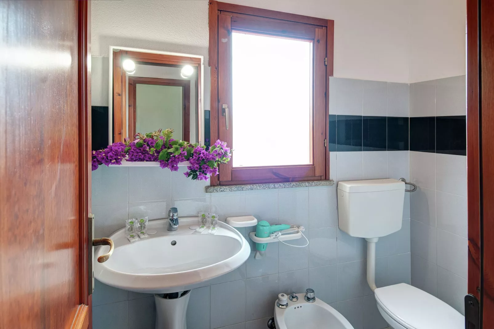 Gallura Trilo-Bathroom