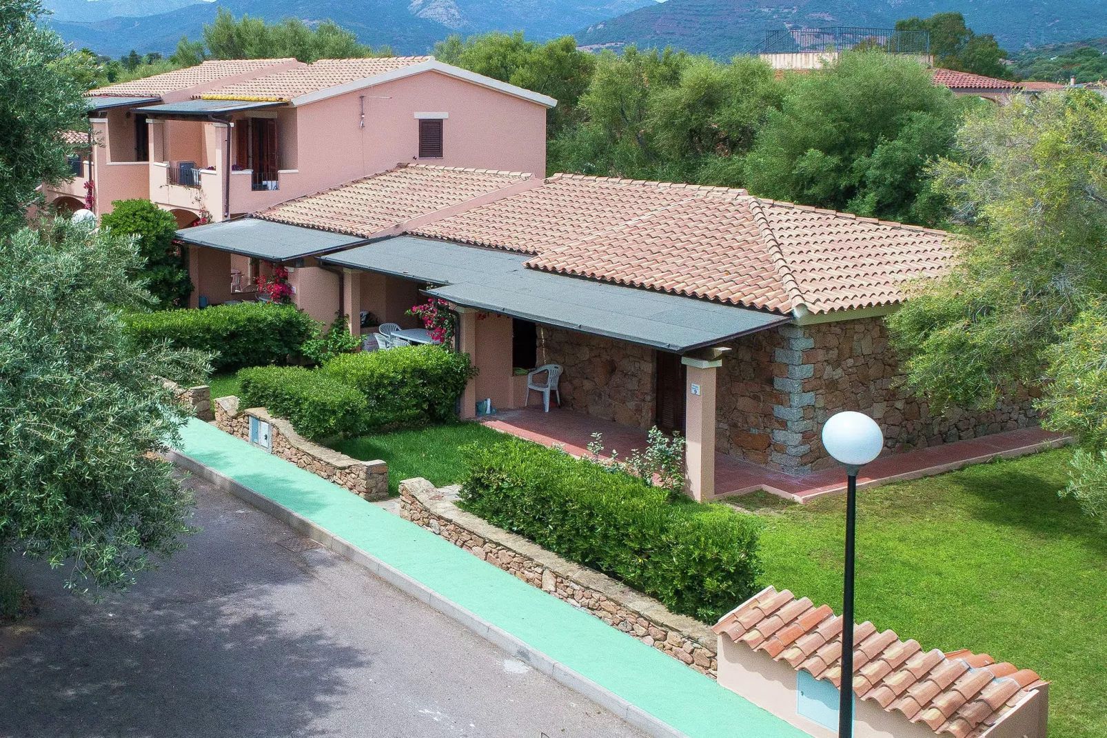 Gallura Trilo-Atmosphere