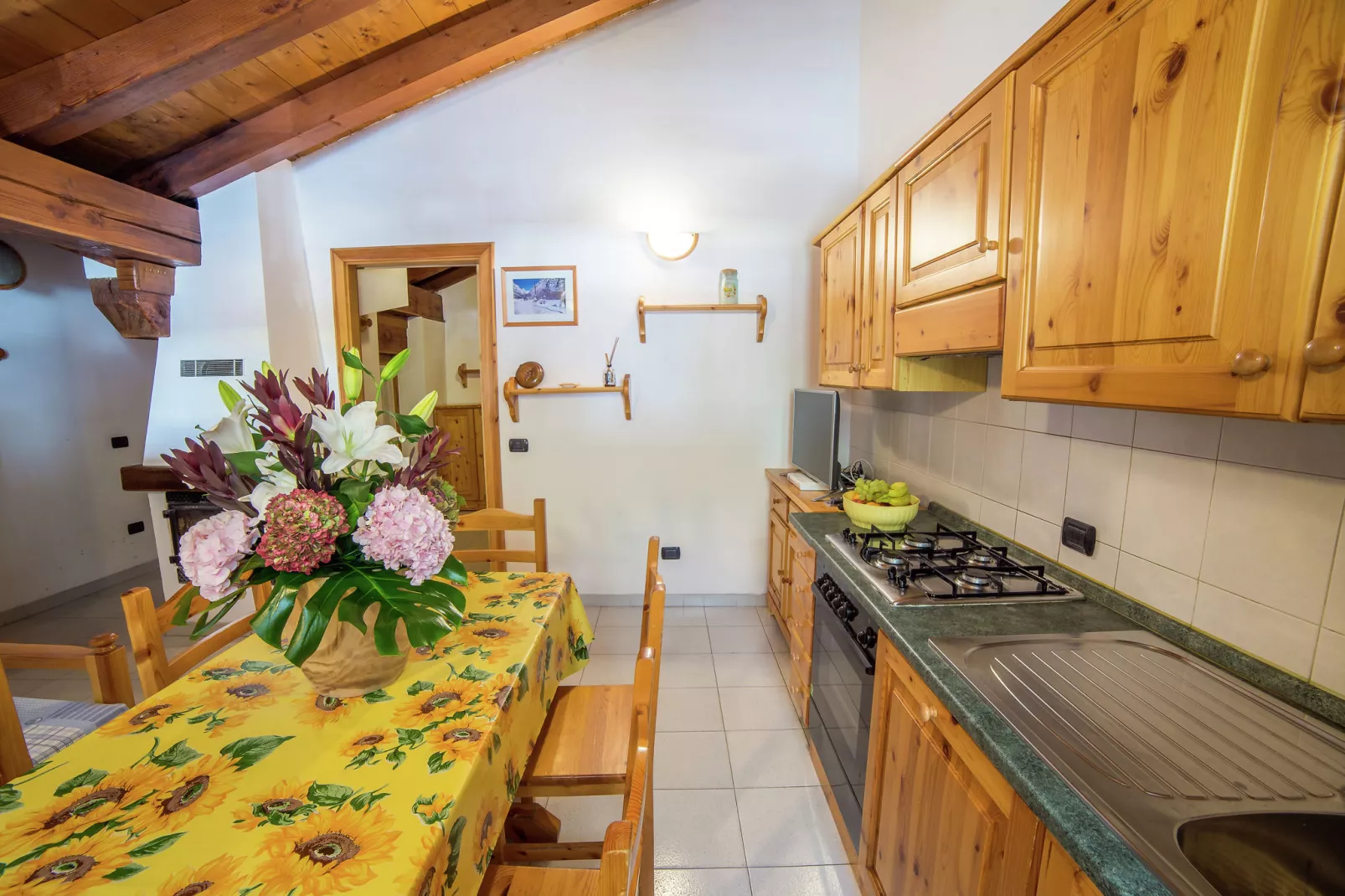 Chalet Antey Trilo-Kitchen