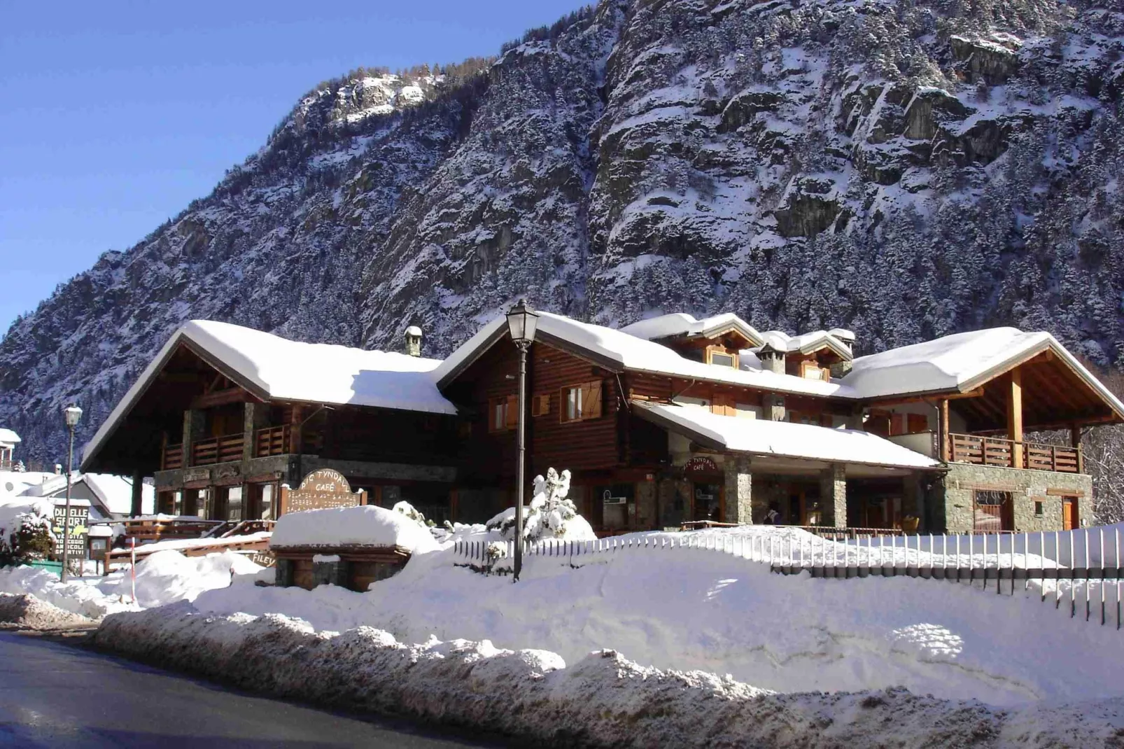 Chalet Antey Quadri C-Exterior winter