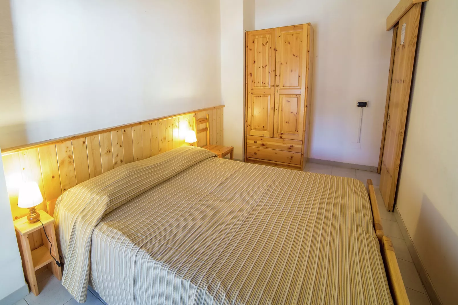 Chalet Antey Quadri C-Bedroom