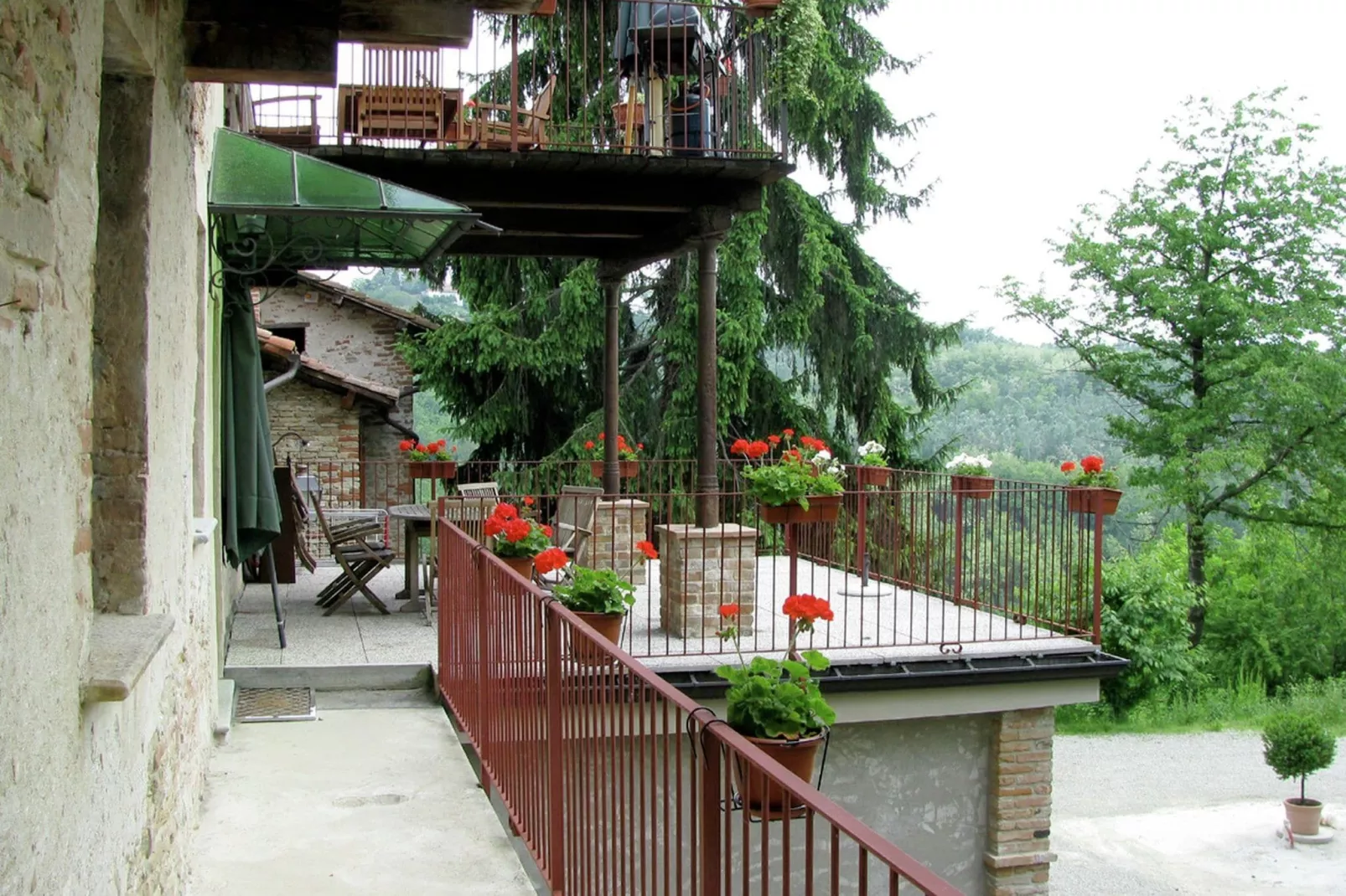 Mondovì-Terrassenbalkon