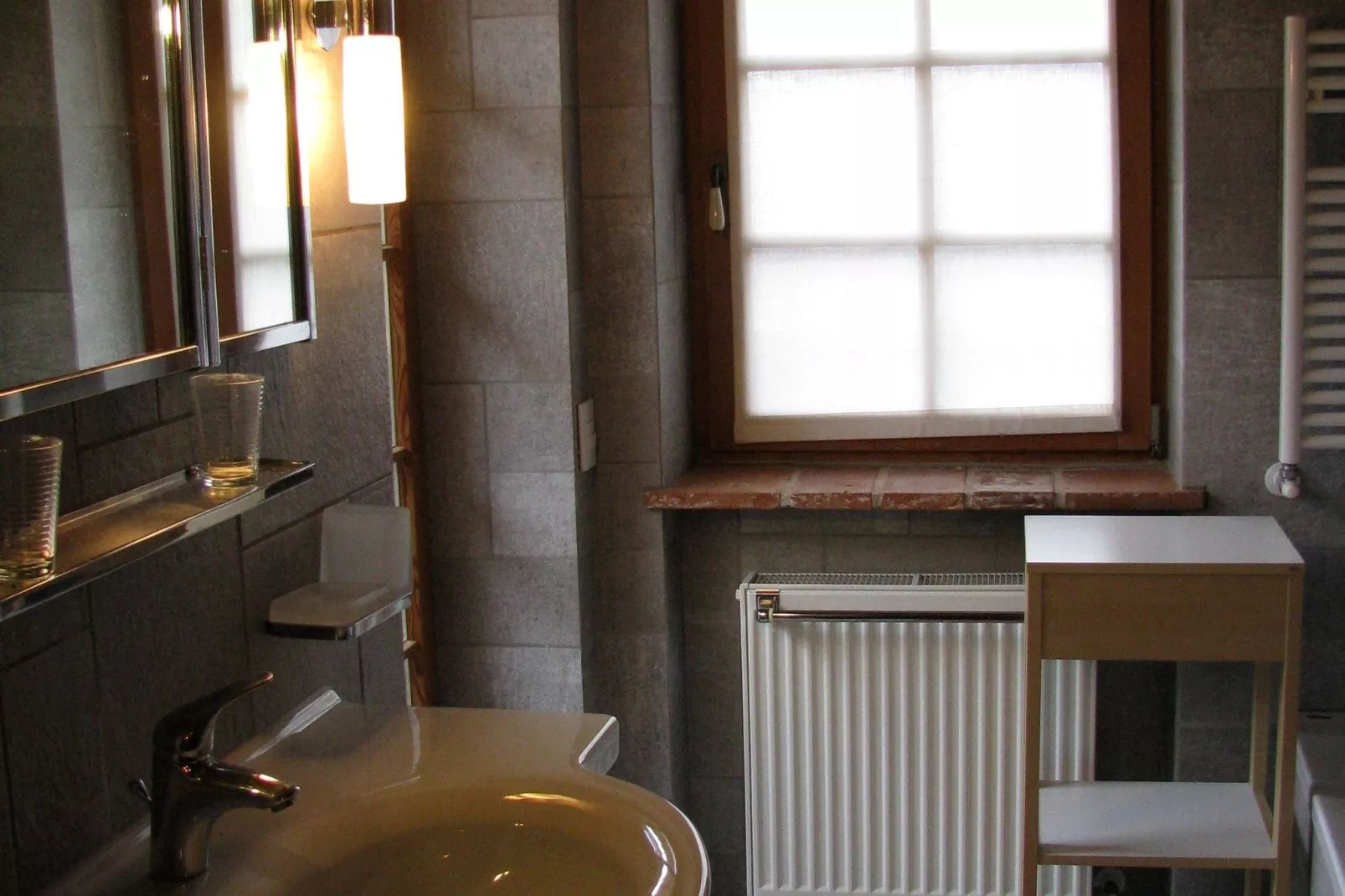 Bastia-Bathroom