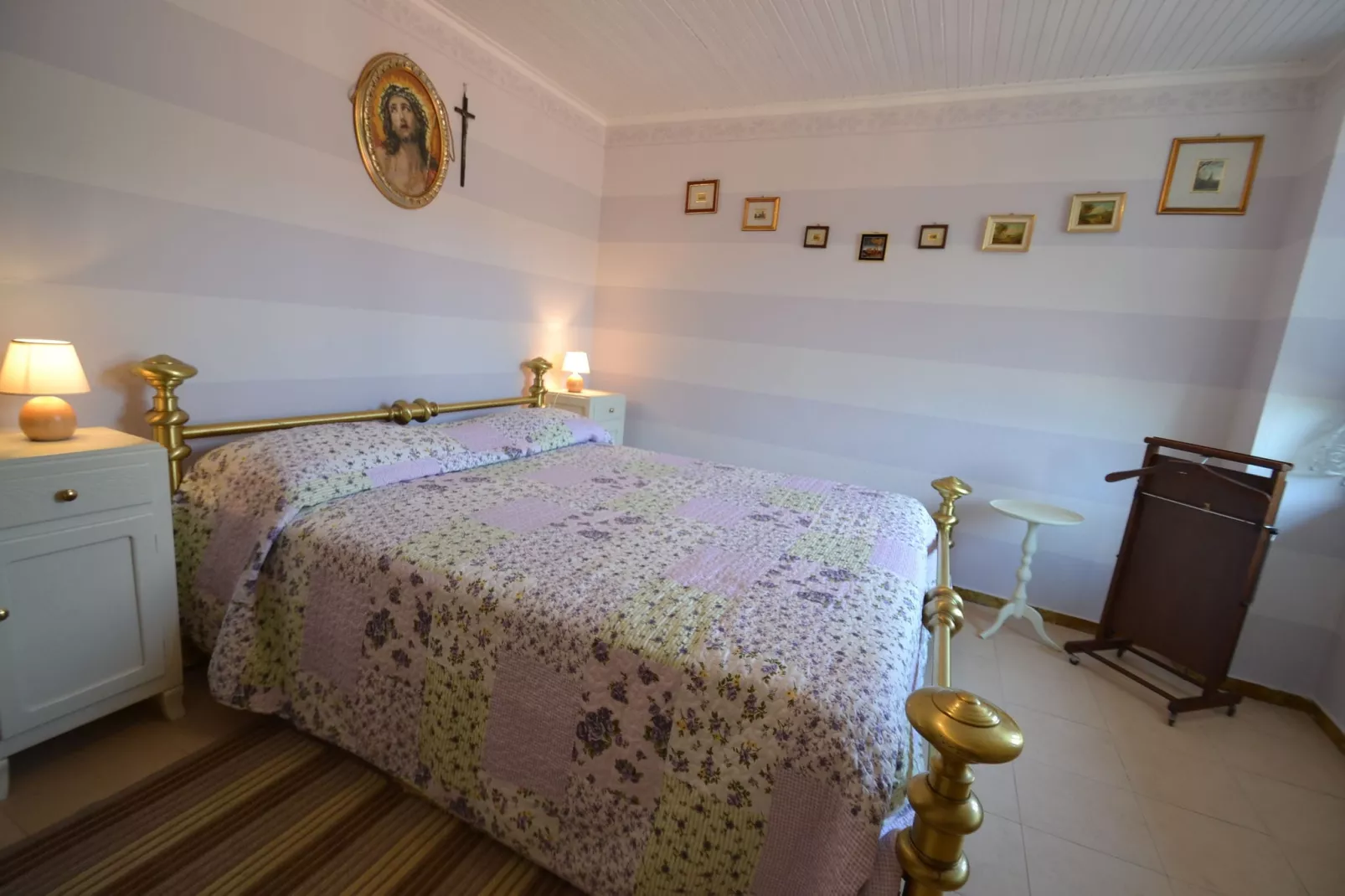 Fiore in testa-Bedroom