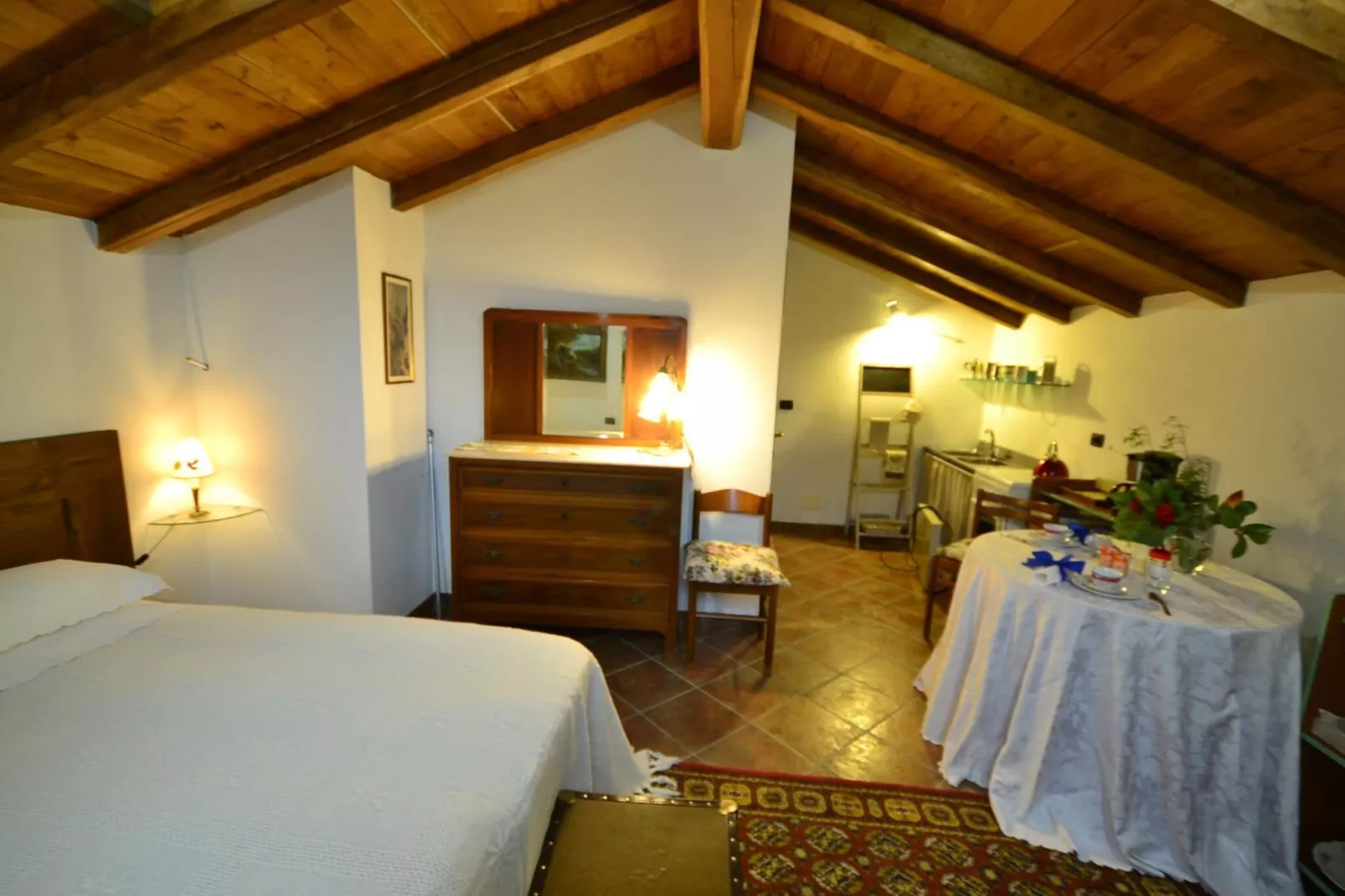 Nidino del Gufo-Living room