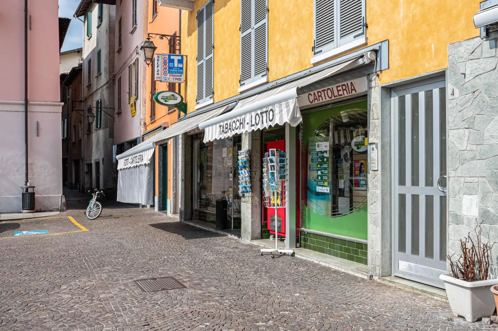 Casa Archi Tre-Areas summer 1km