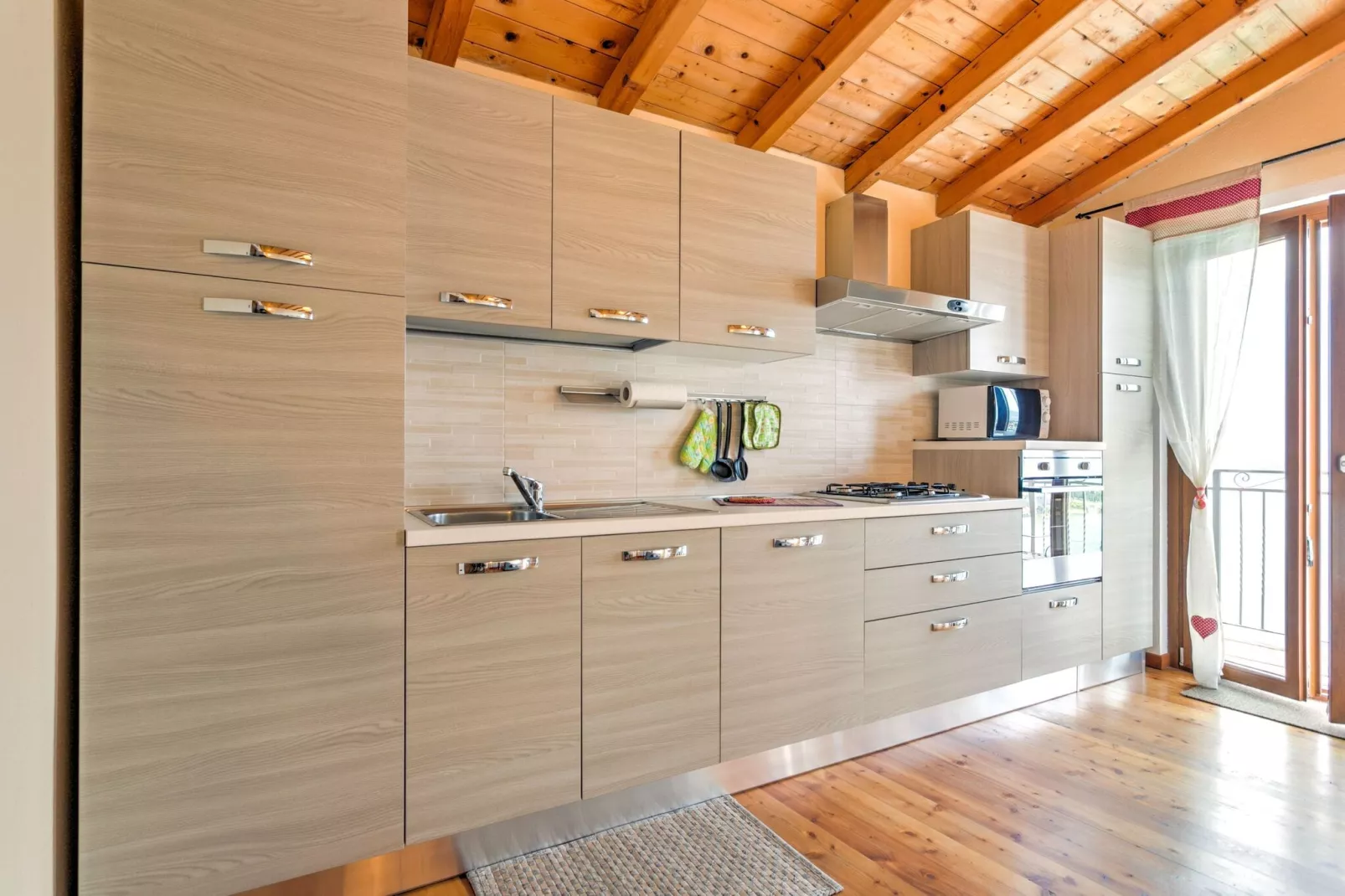 Romantica-Kitchen