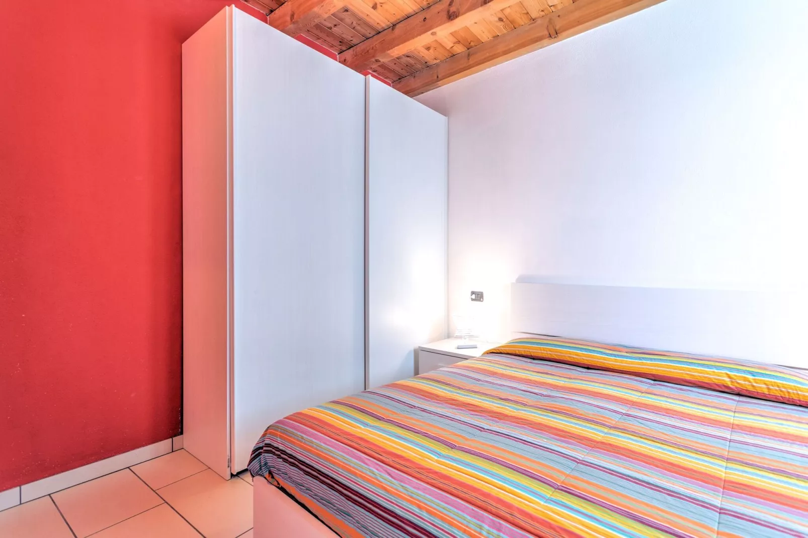 Romantica-Bedroom