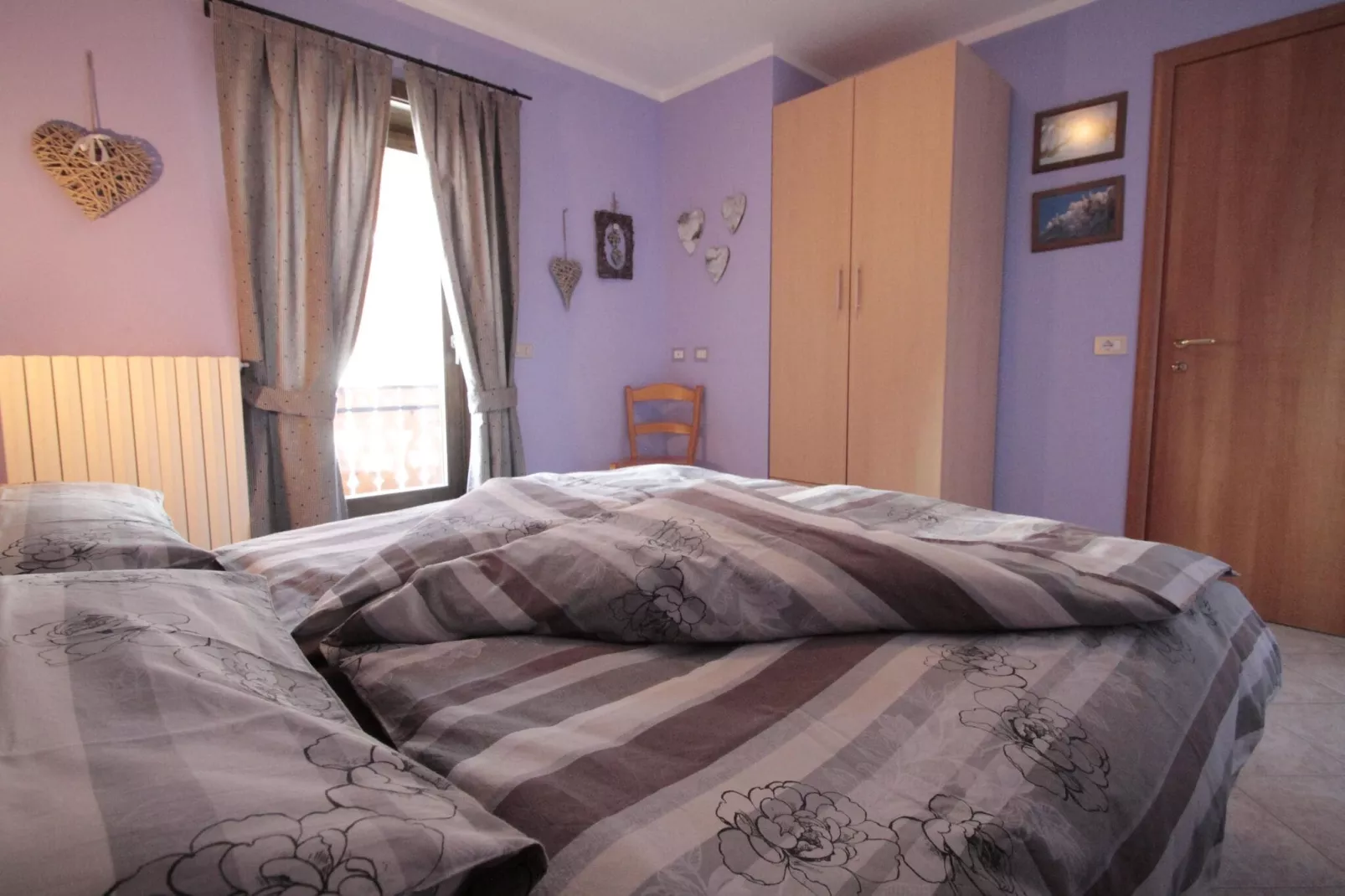 Buf-Bedroom