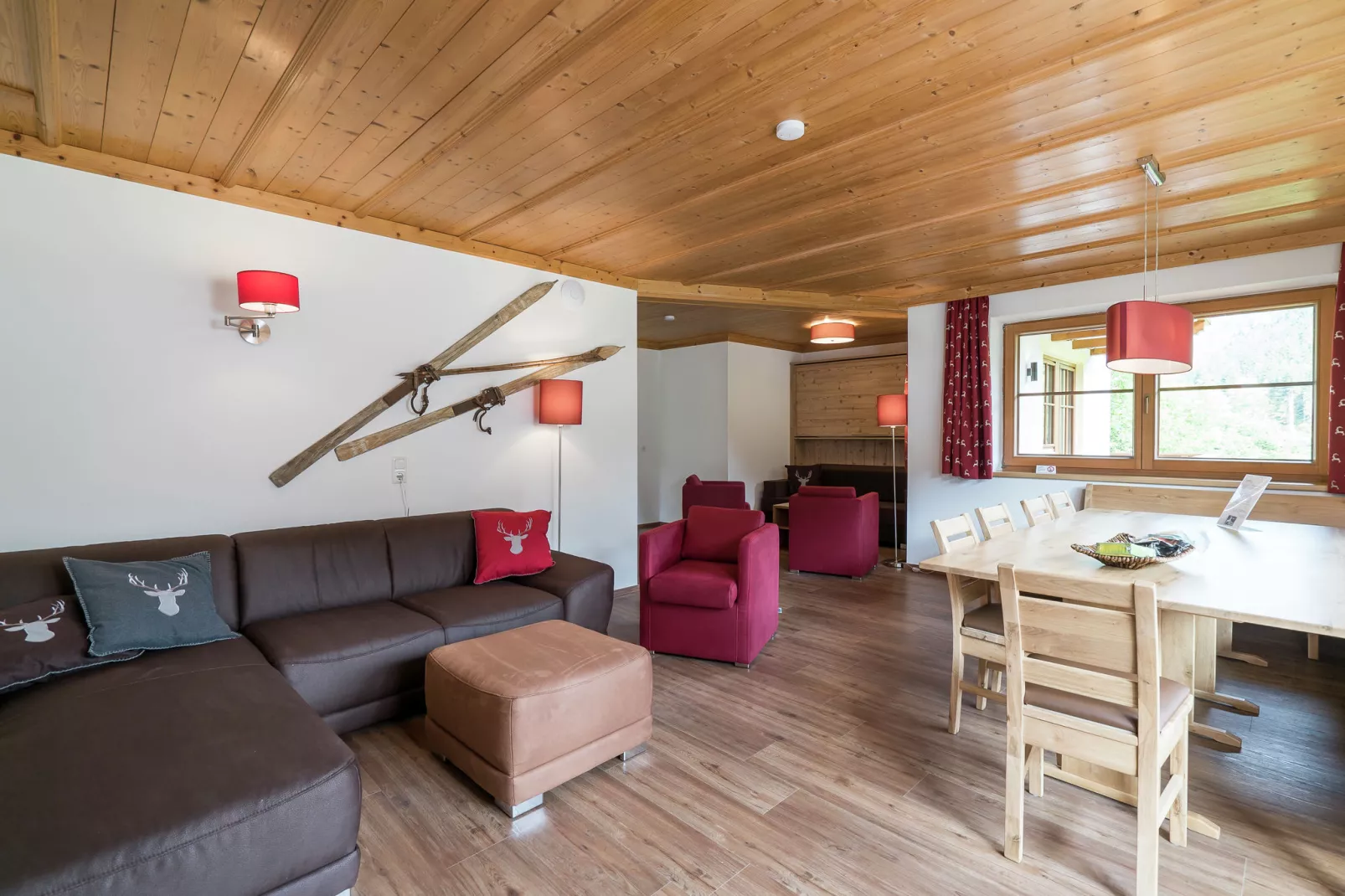 Alpensteinbock Saalbach-Living room