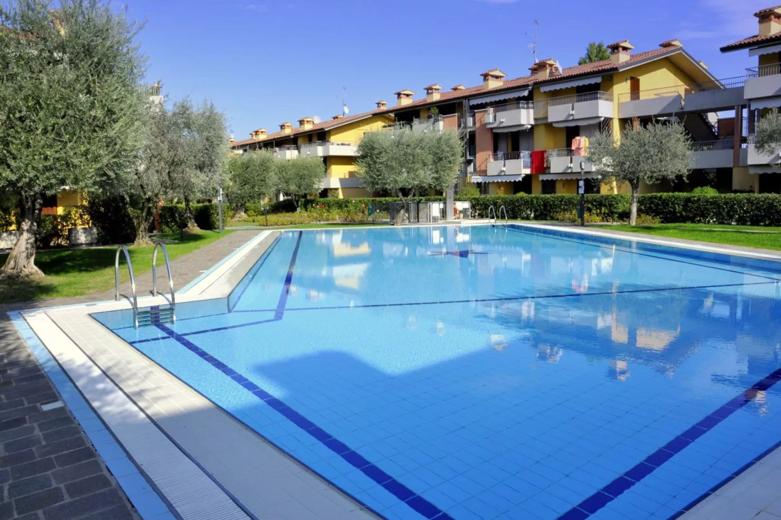 Dei Fiori i-Uno-Pool