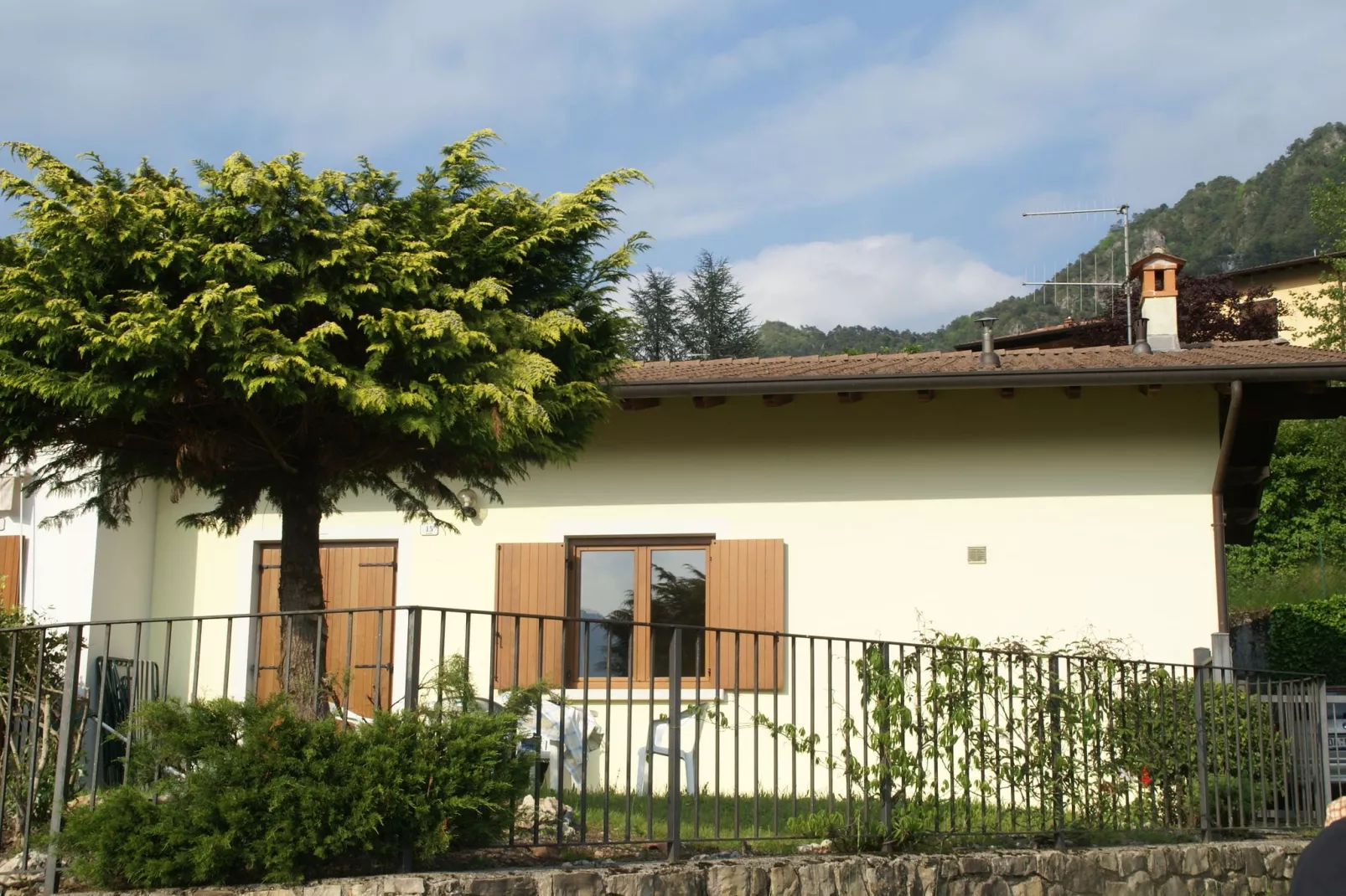 Casa Lucia Uno-Gärten Sommer