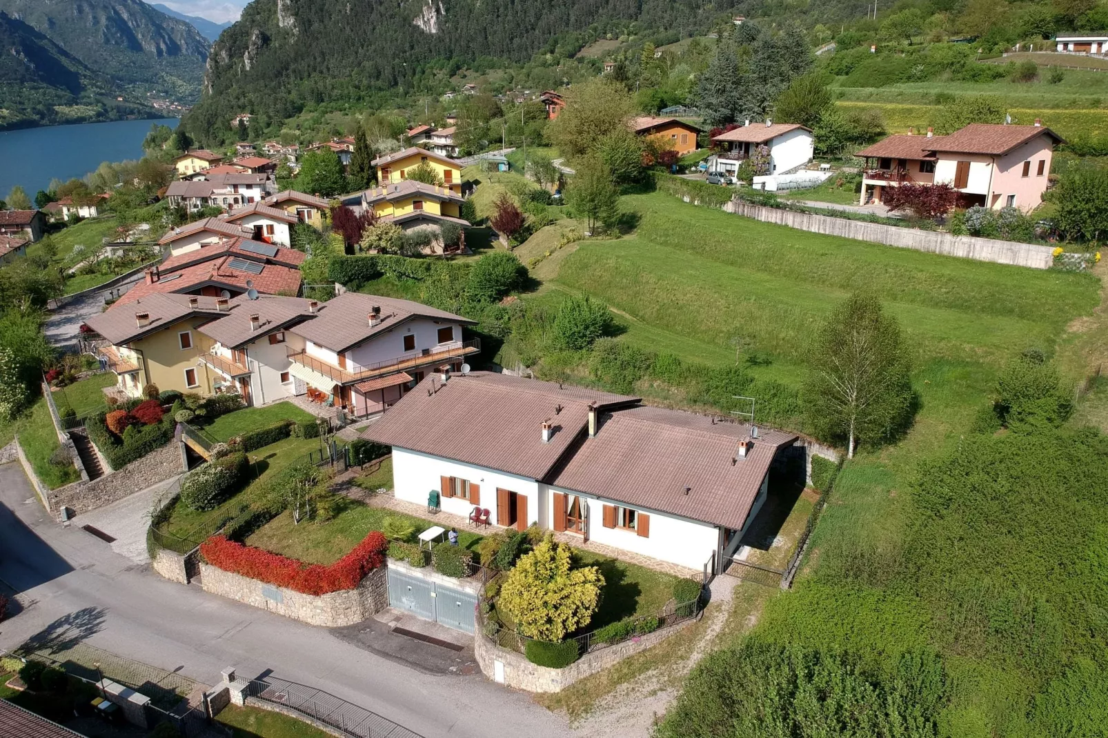 Casa Lucia Due-Exterior summer