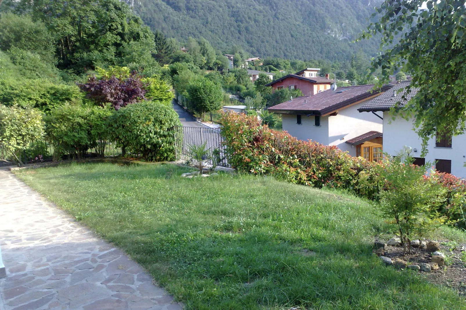 Casa Lucia Due-Gardens summer