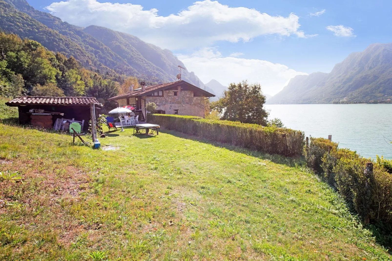 Fienile Regoli Due-Gardens summer