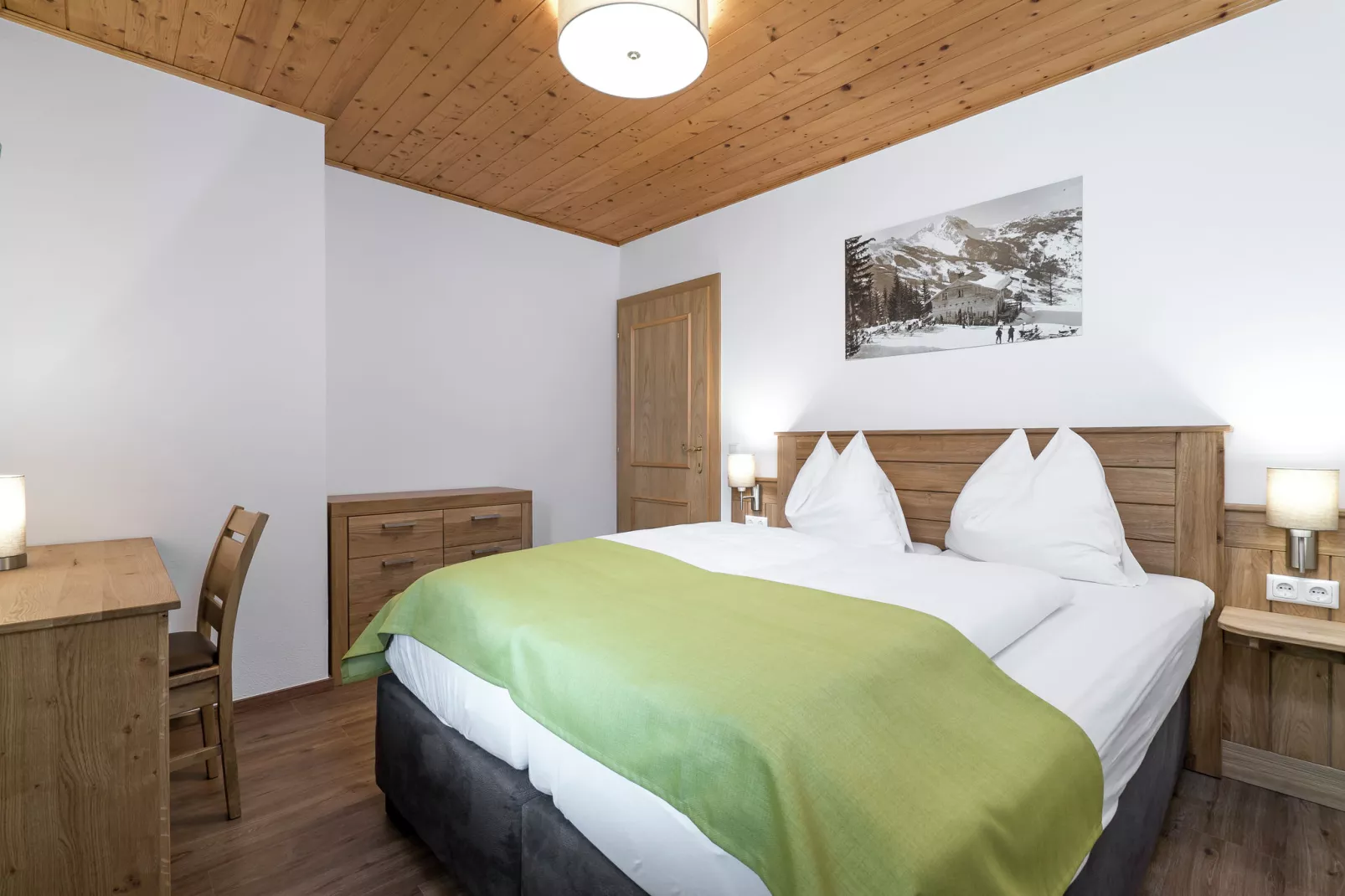 Alpensteinbock Saalbach-Bedroom