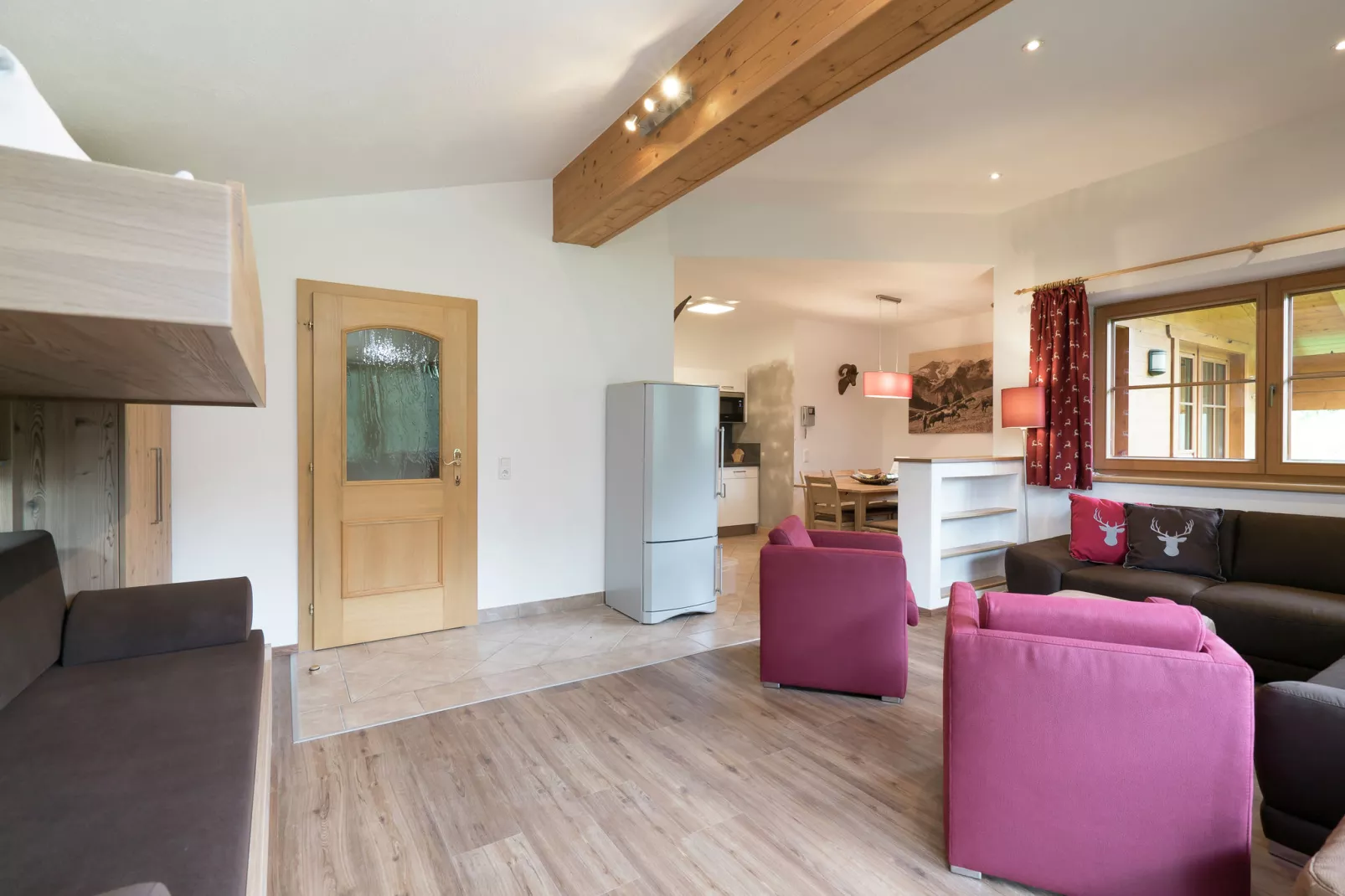 Alpensteinbock Saalbach-Living room