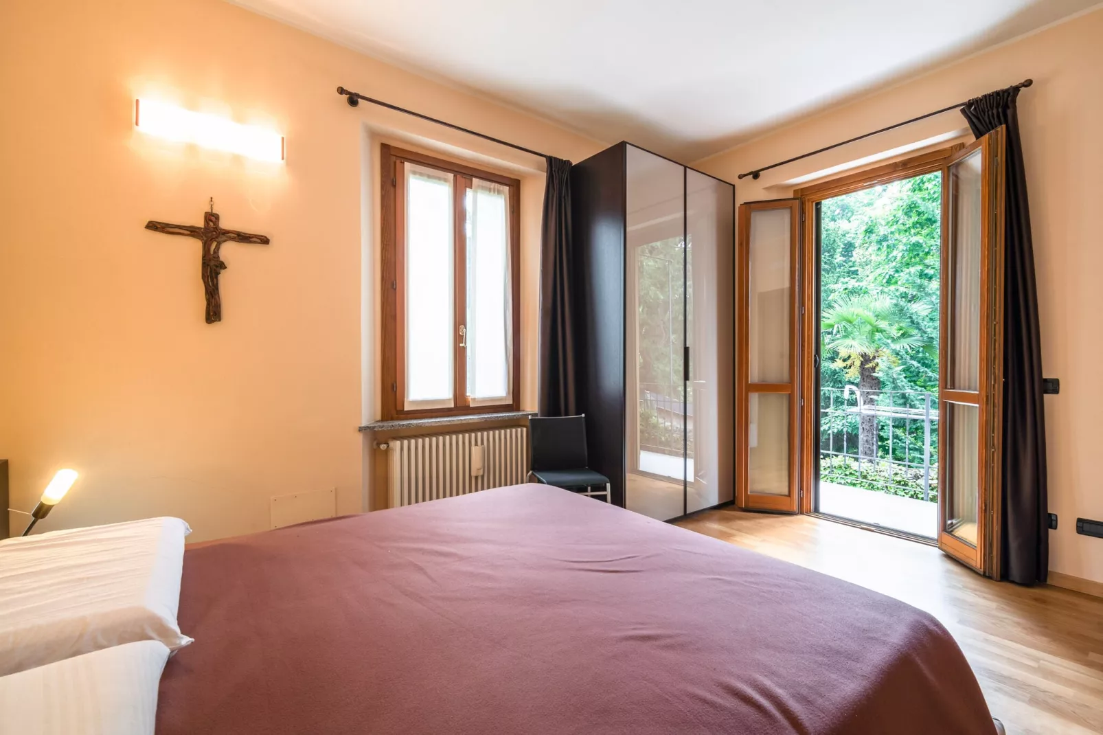 Casa Cristina Meina Centro-Schlafzimmer