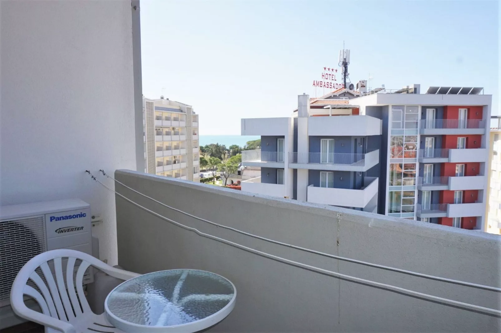 Bora 16H-View summer