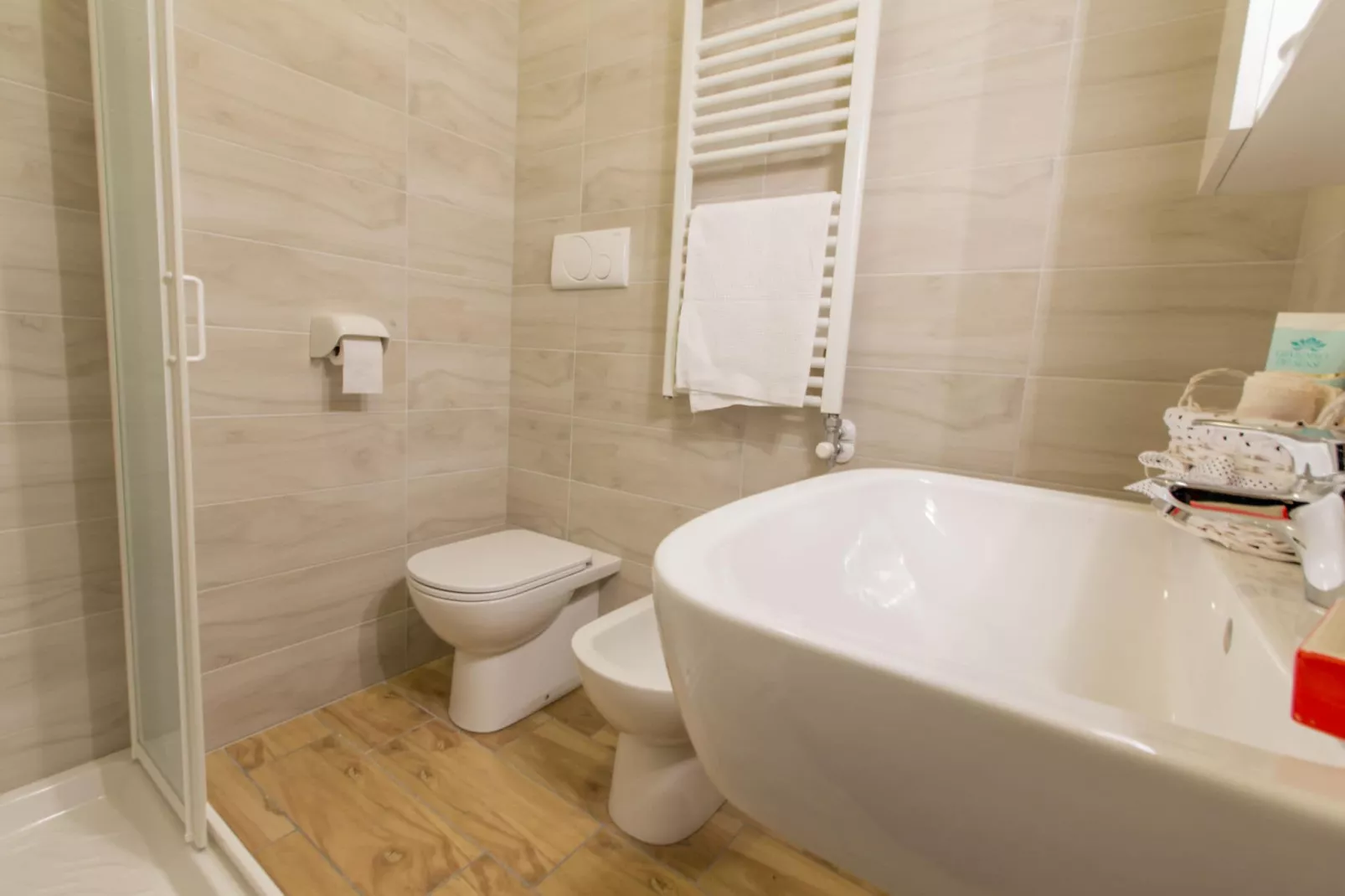 Casa Campagnola Uno-Bathroom