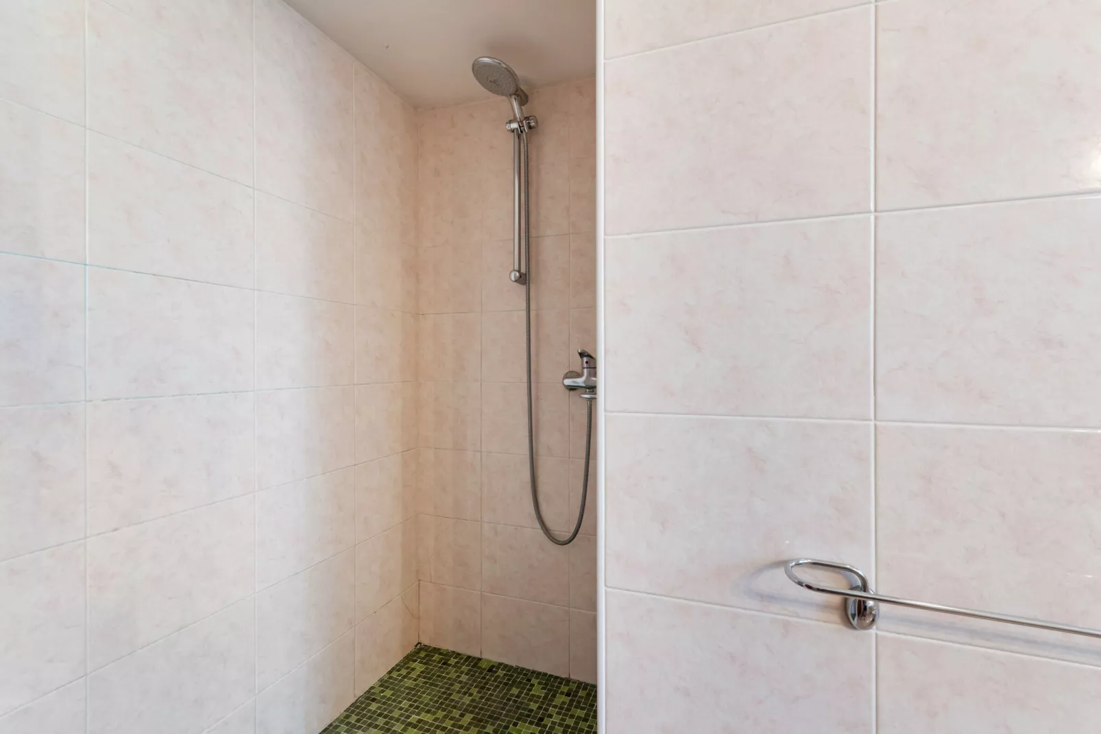 Bardolino Trentanove-Bathroom