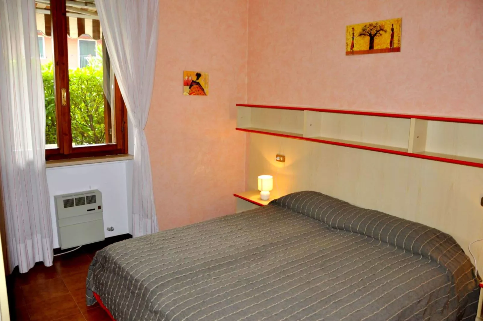 Sole del Garda Settimo Tre-Bedroom