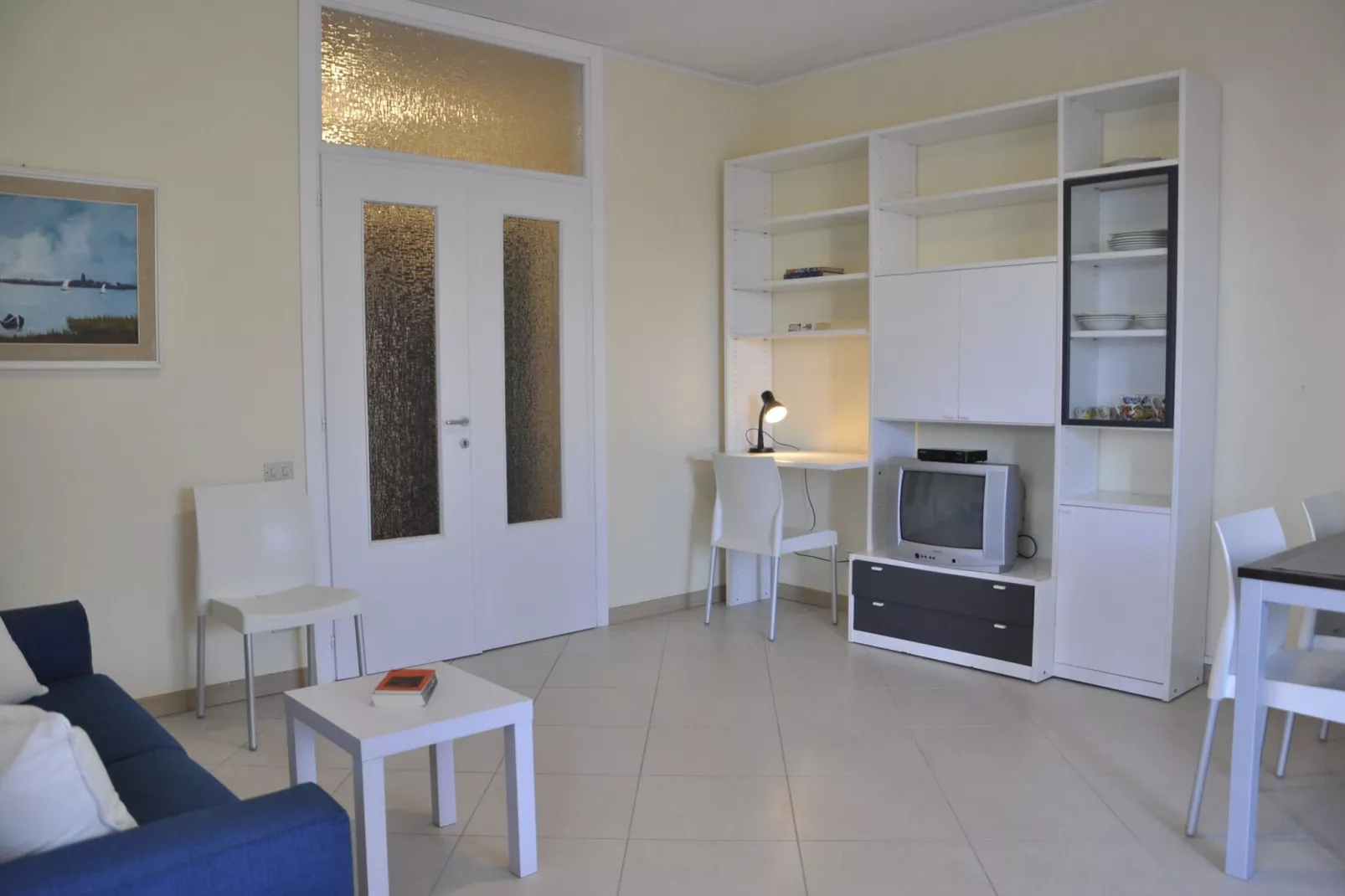 Argentina Uno-Living room