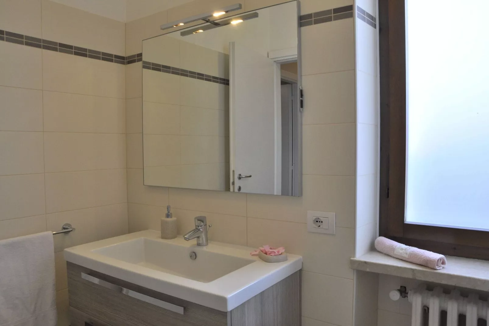 Argentina Uno-Bathroom