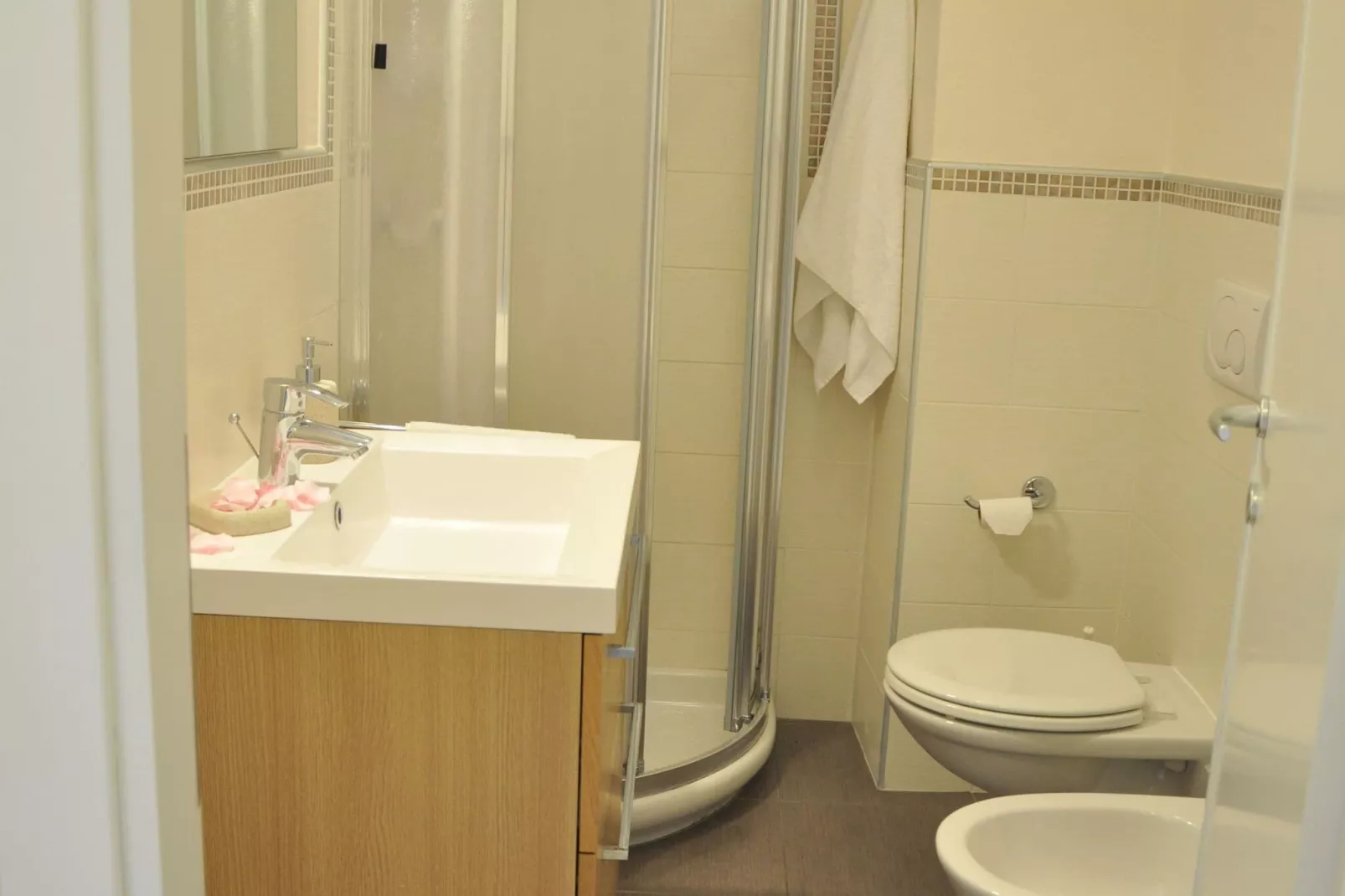 Argentina Quattro-Bathroom