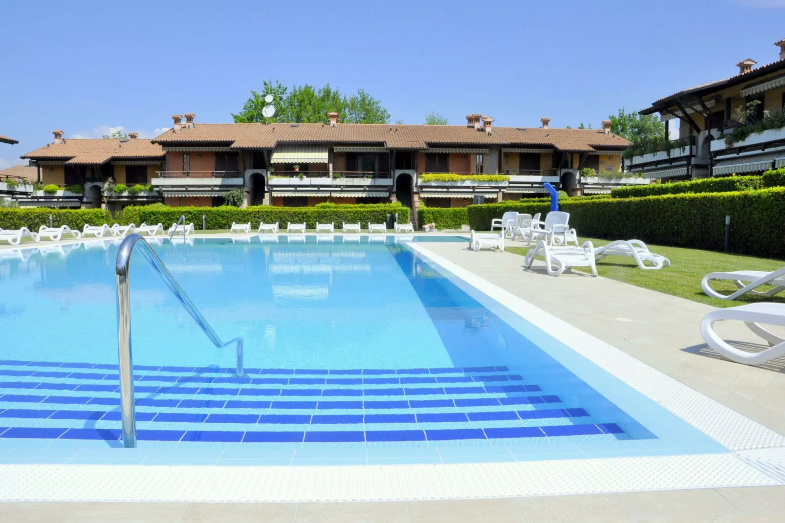 Casara Quindici-Pool