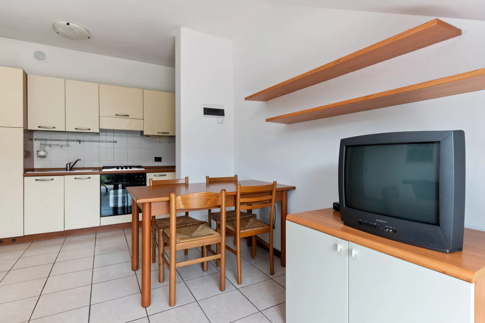 Casara E Dieci-Dining room