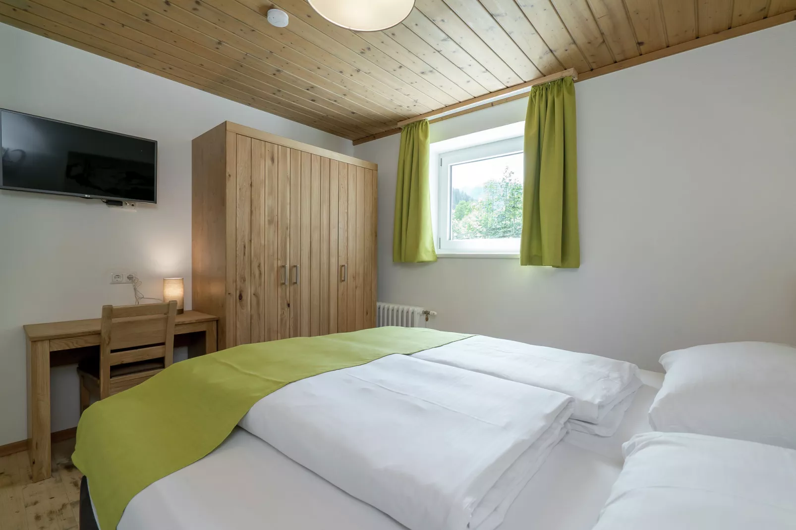 Alpensteinbock Saalbach D-Bedroom