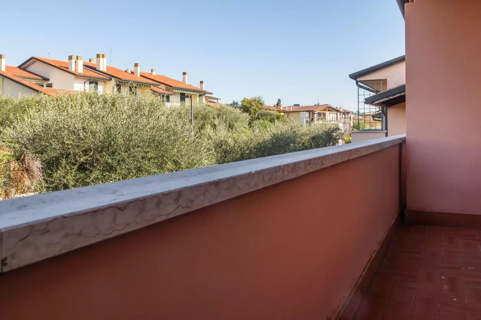 Garden A Tre-Terrace balcony