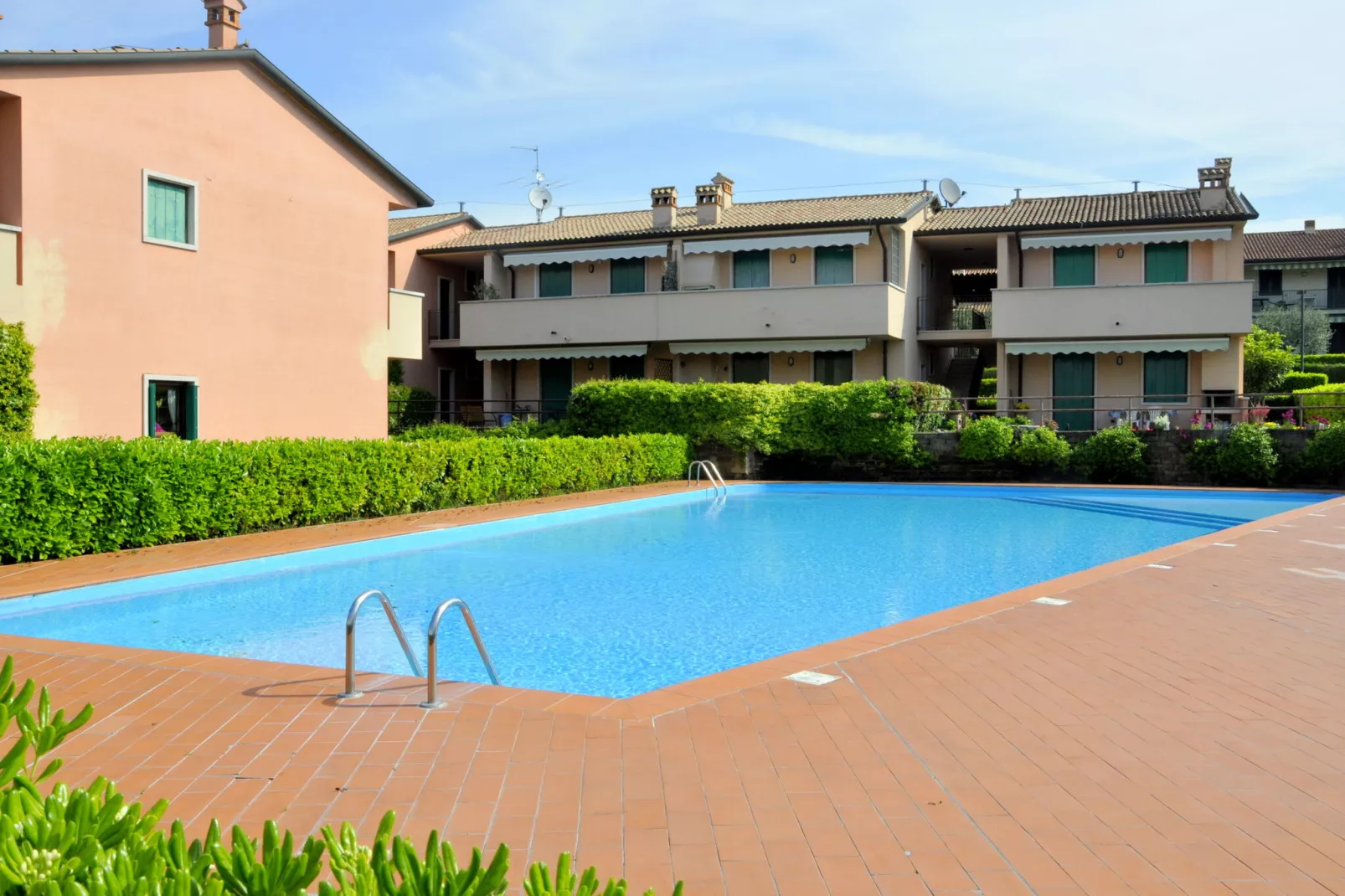 Garden A Quattro-Terrace balcony