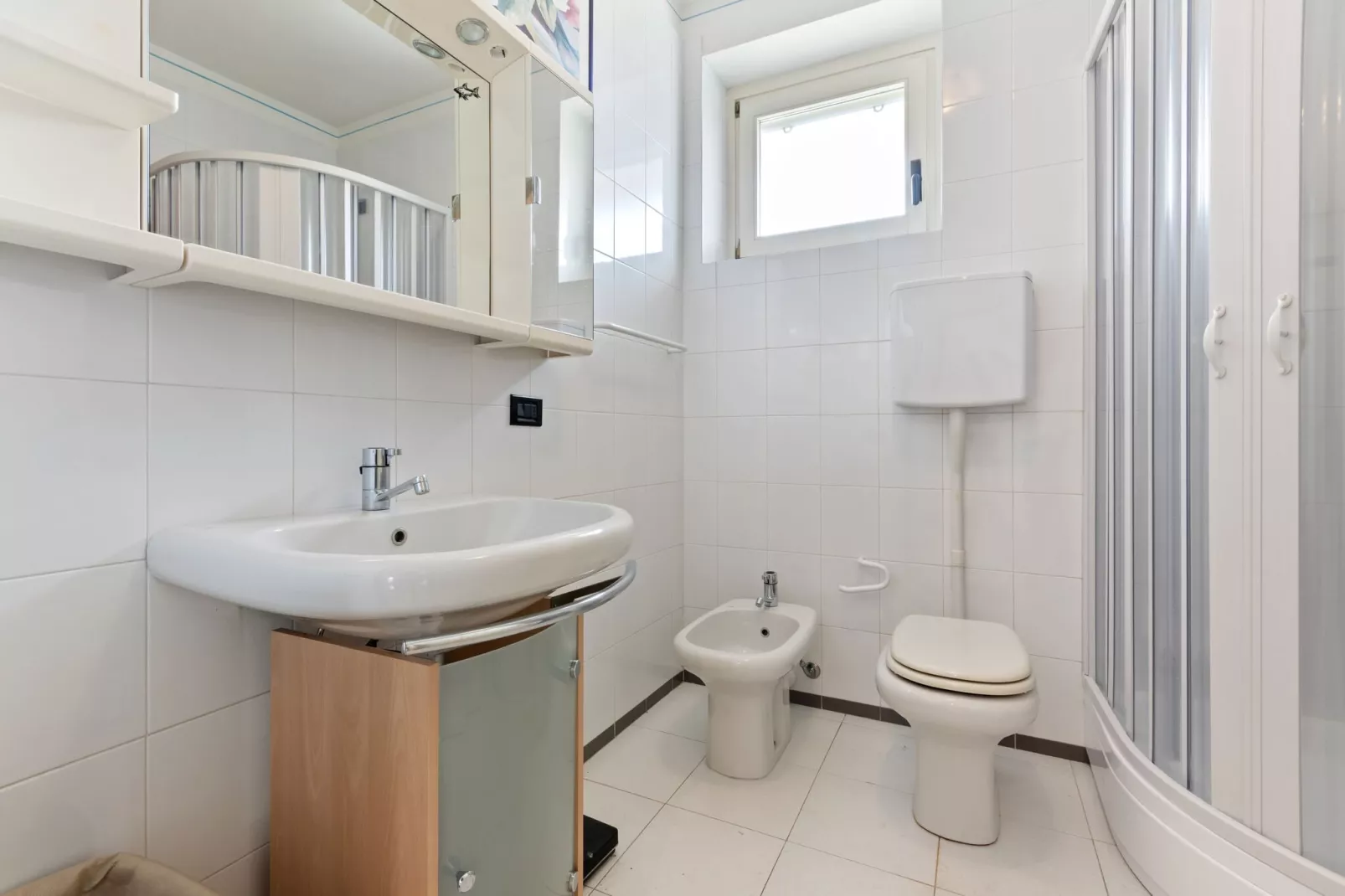 Meridiana Tre-Bathroom