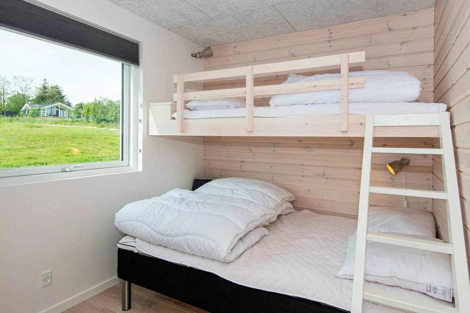 20 person holiday home in Glesborg-Indoor