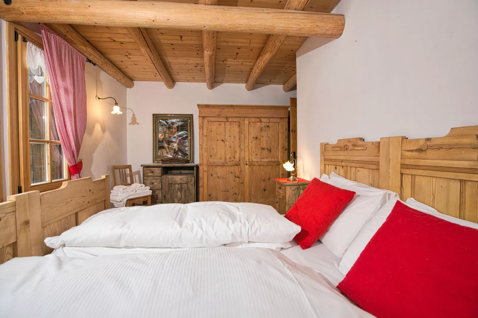 Calle-Bedroom