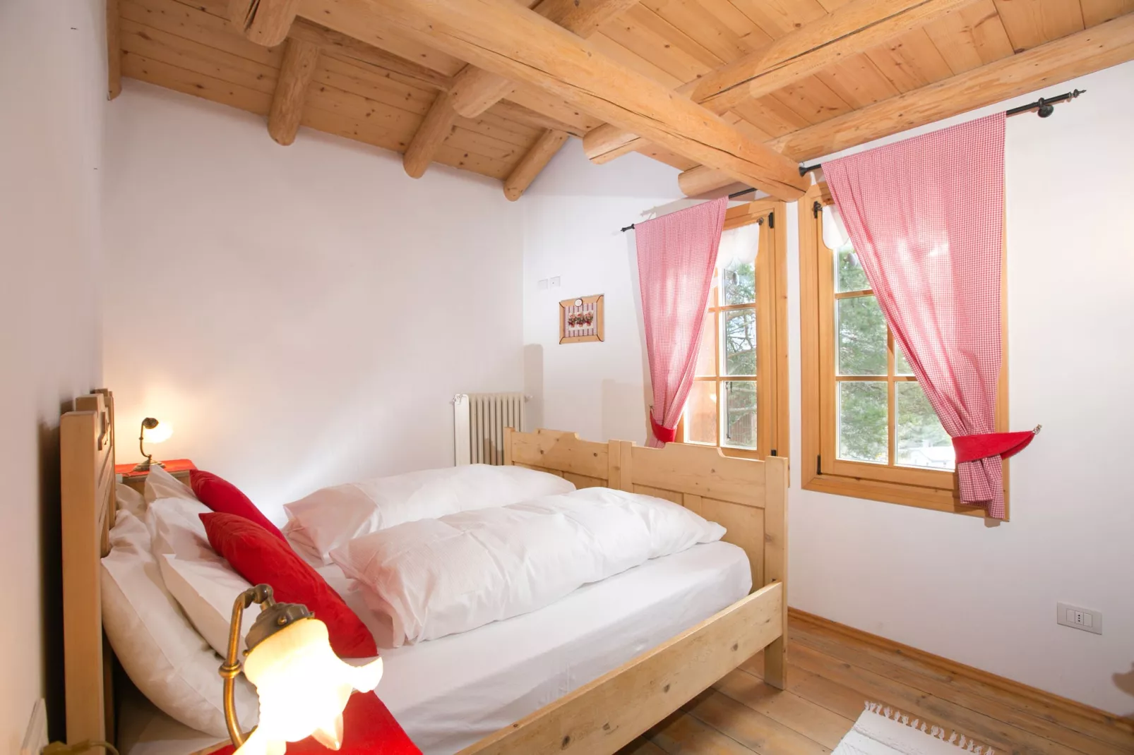 Calle-Bedroom