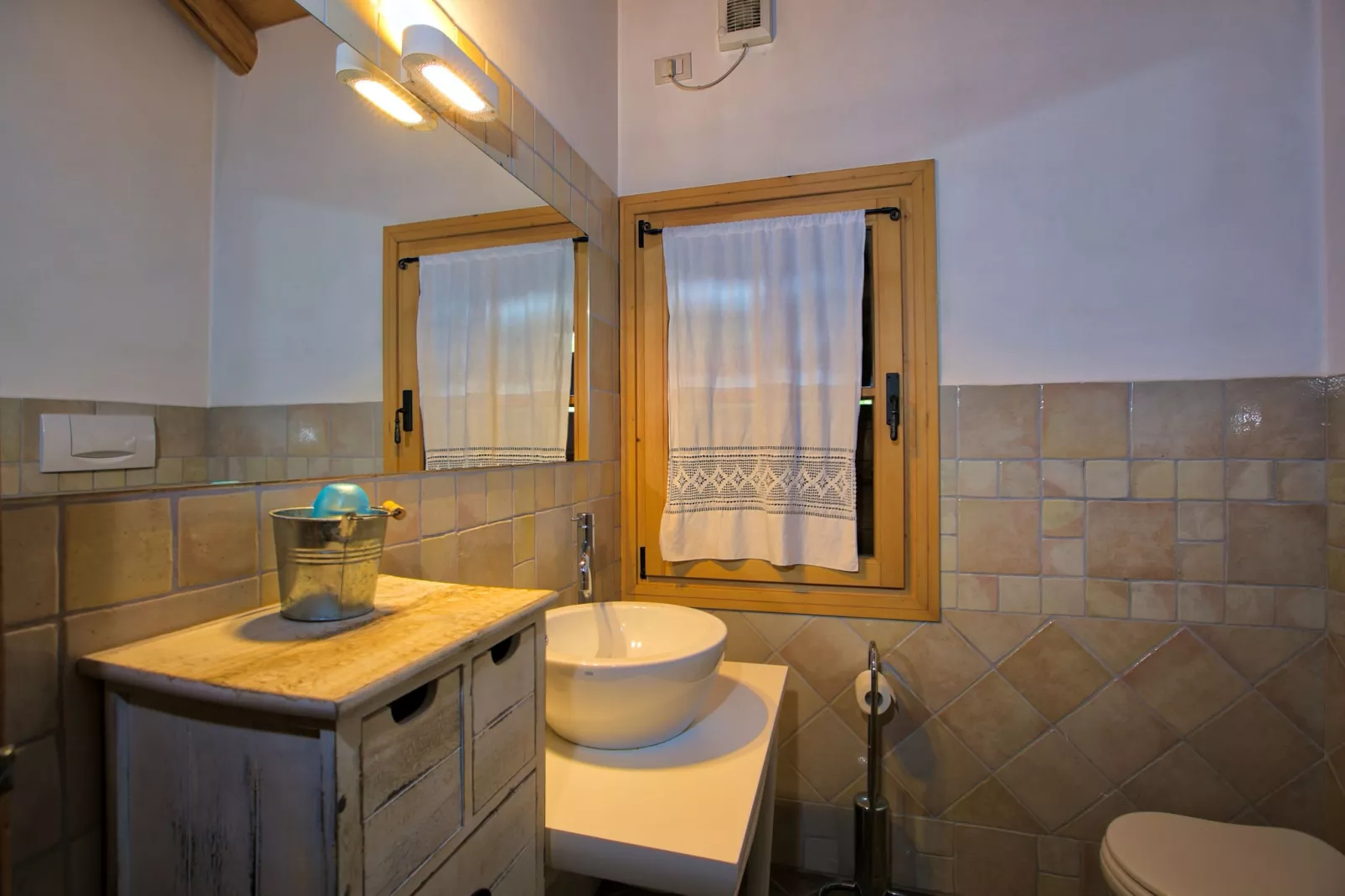 Calle-Bathroom