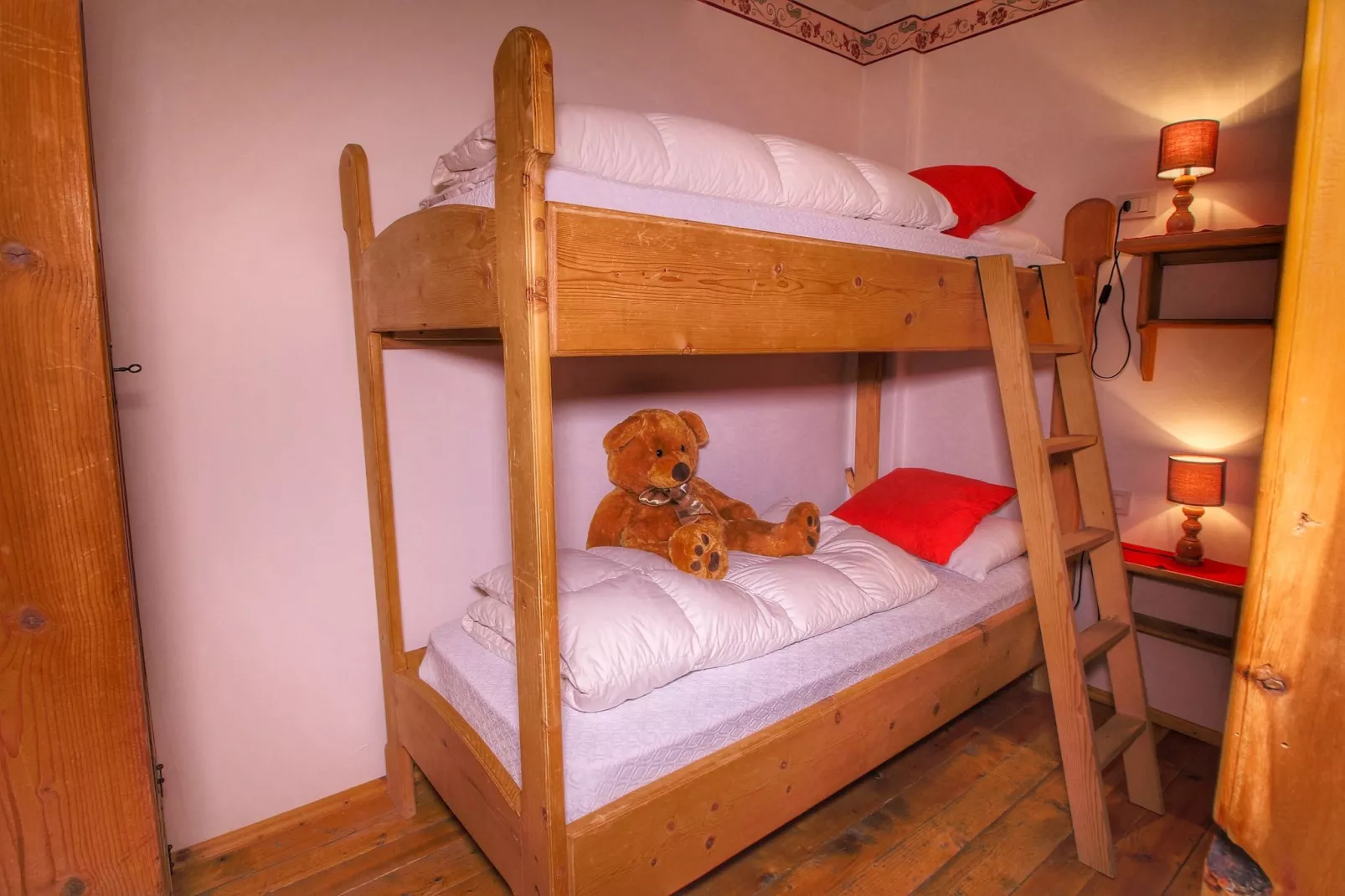 Alette-Bedroom