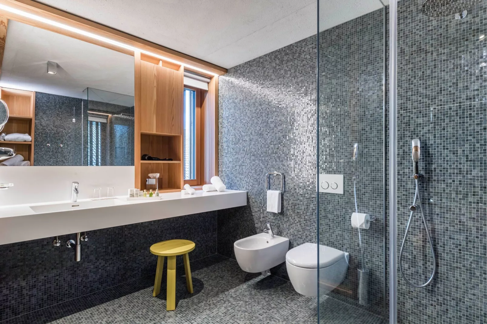 La Paula Apartments & Suites 3-pers-Bathroom