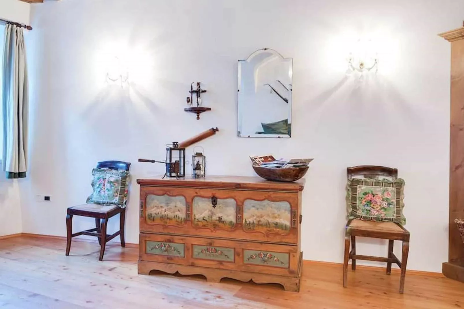 Rosalpina-Living room
