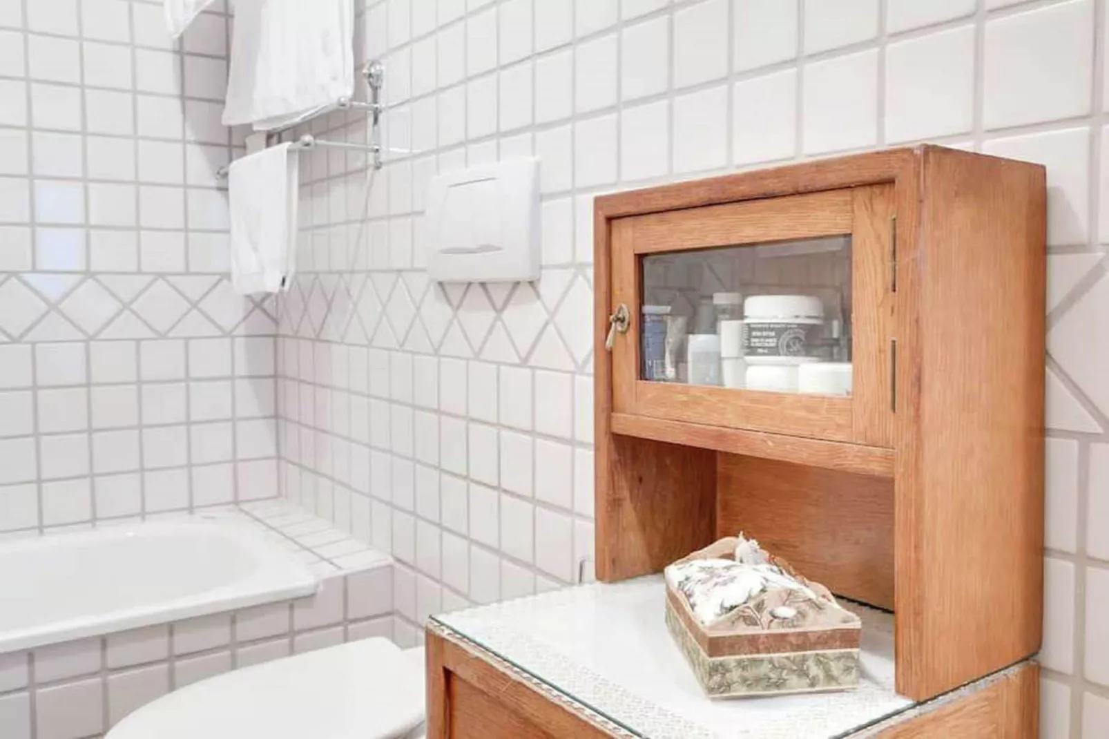 Rosalpina-Bathroom